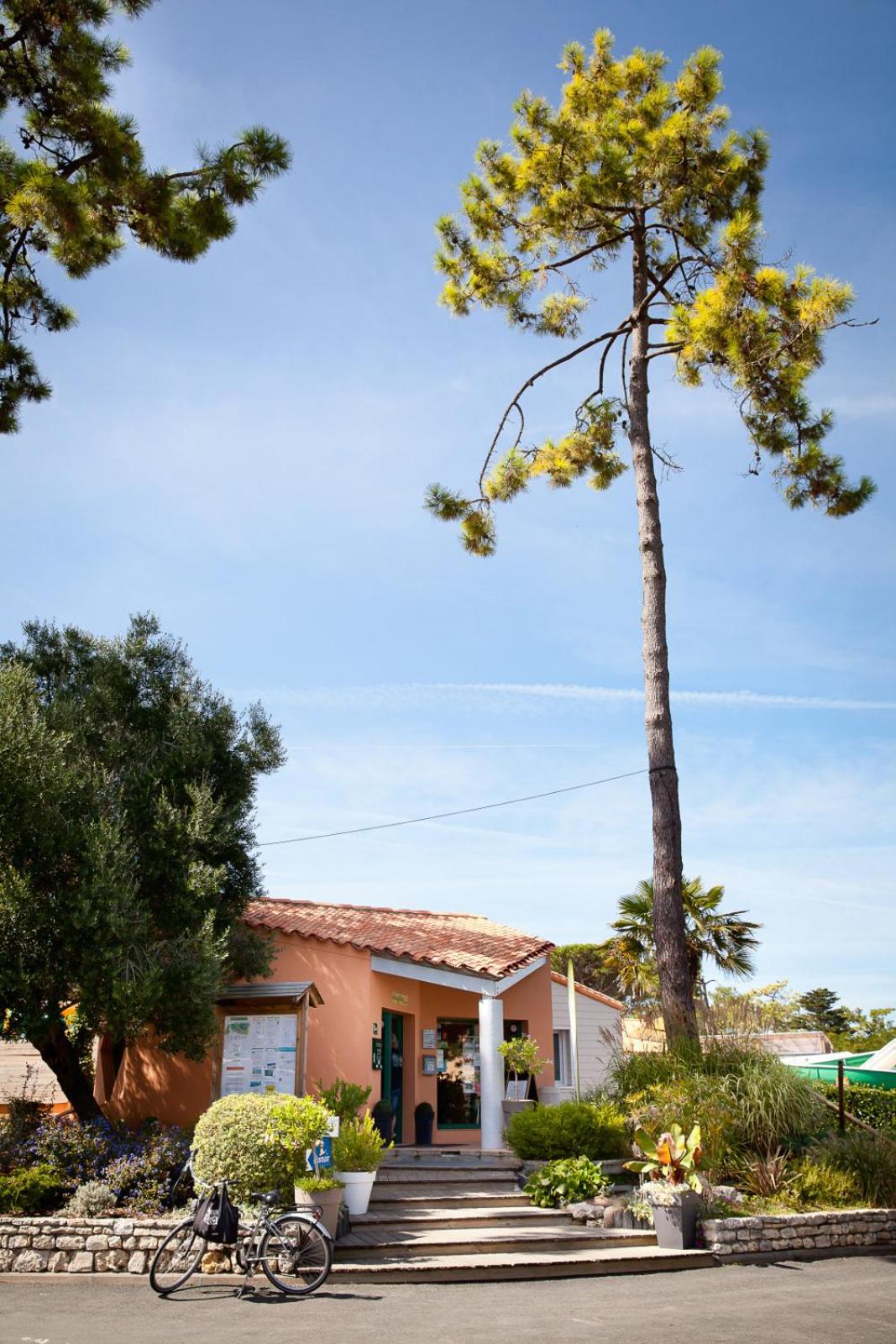 Hotel Camping Signol