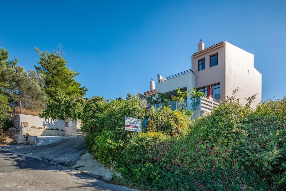 Hotel Mikra Anogia Villas