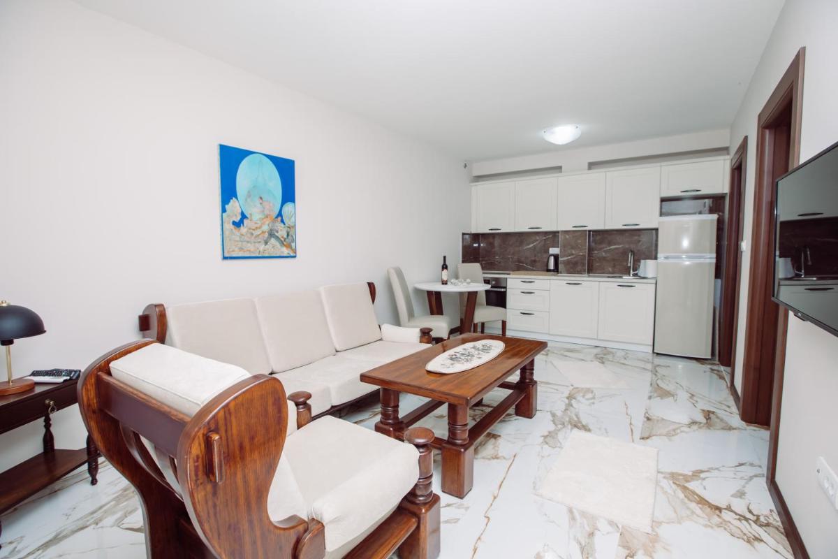 Hotel Suzana Apartments