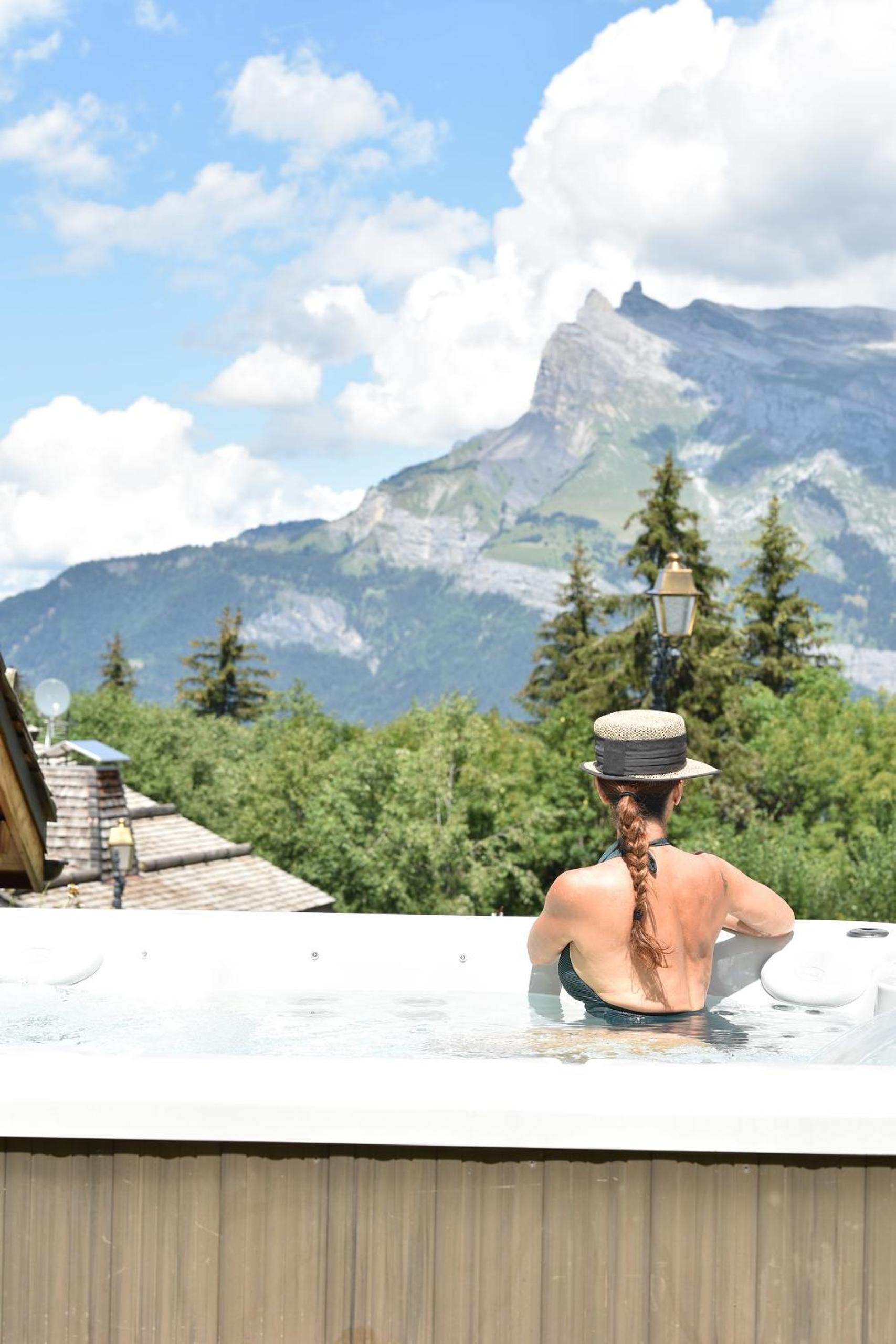 Hotel Le Hameau Du Renard Blanc
