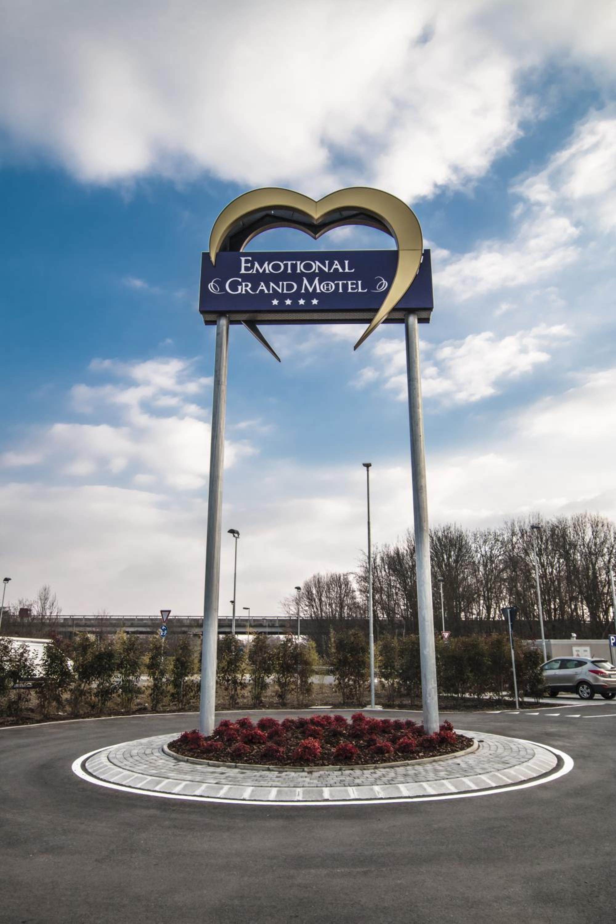 Hotel Emotional Grand Motel