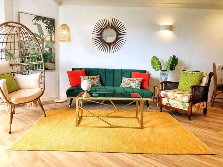 Hotel Spacious Park Views With Spa, Pool, Gym, Netflix