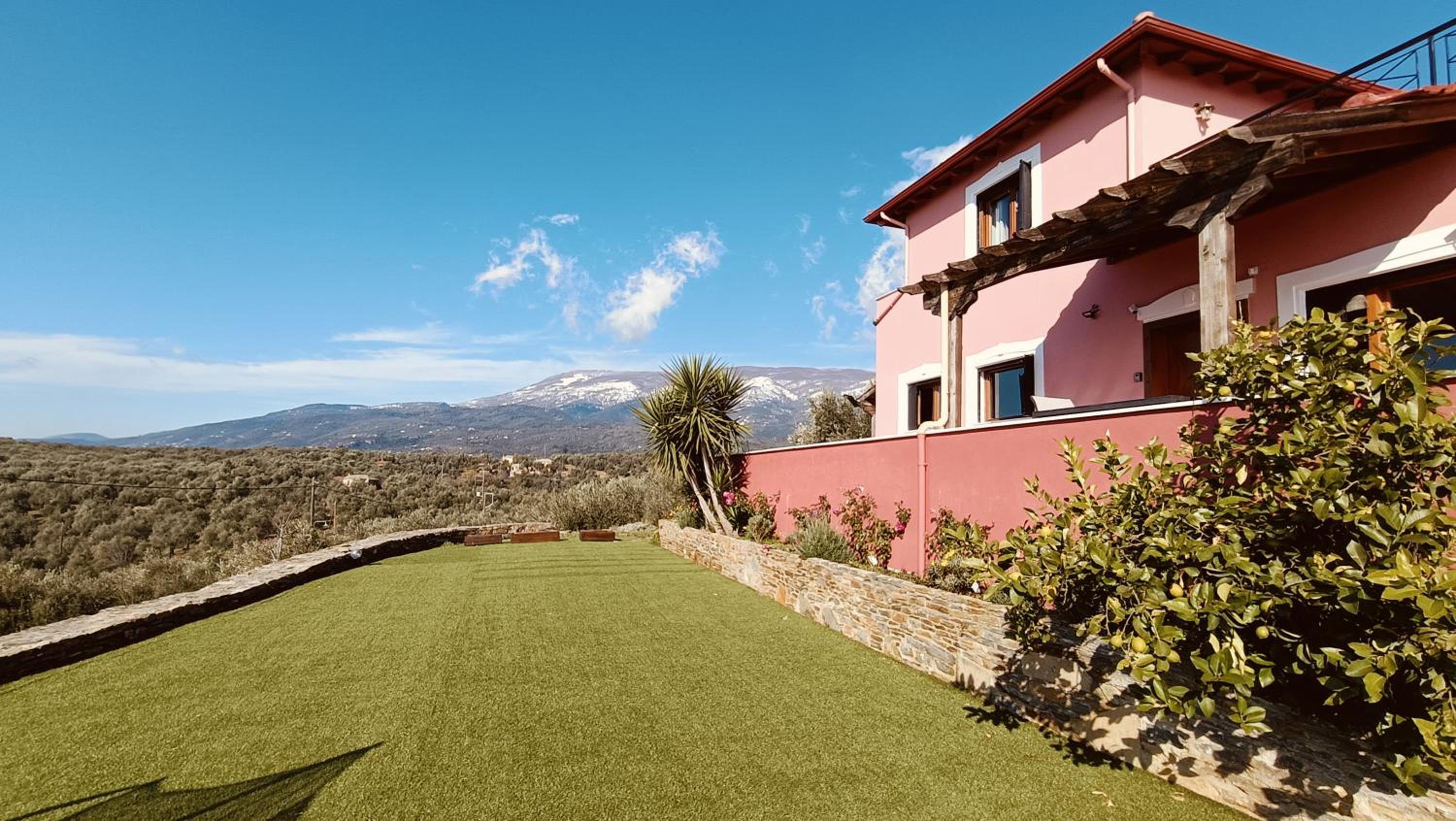 Hotel Panoraea Villa & Spa