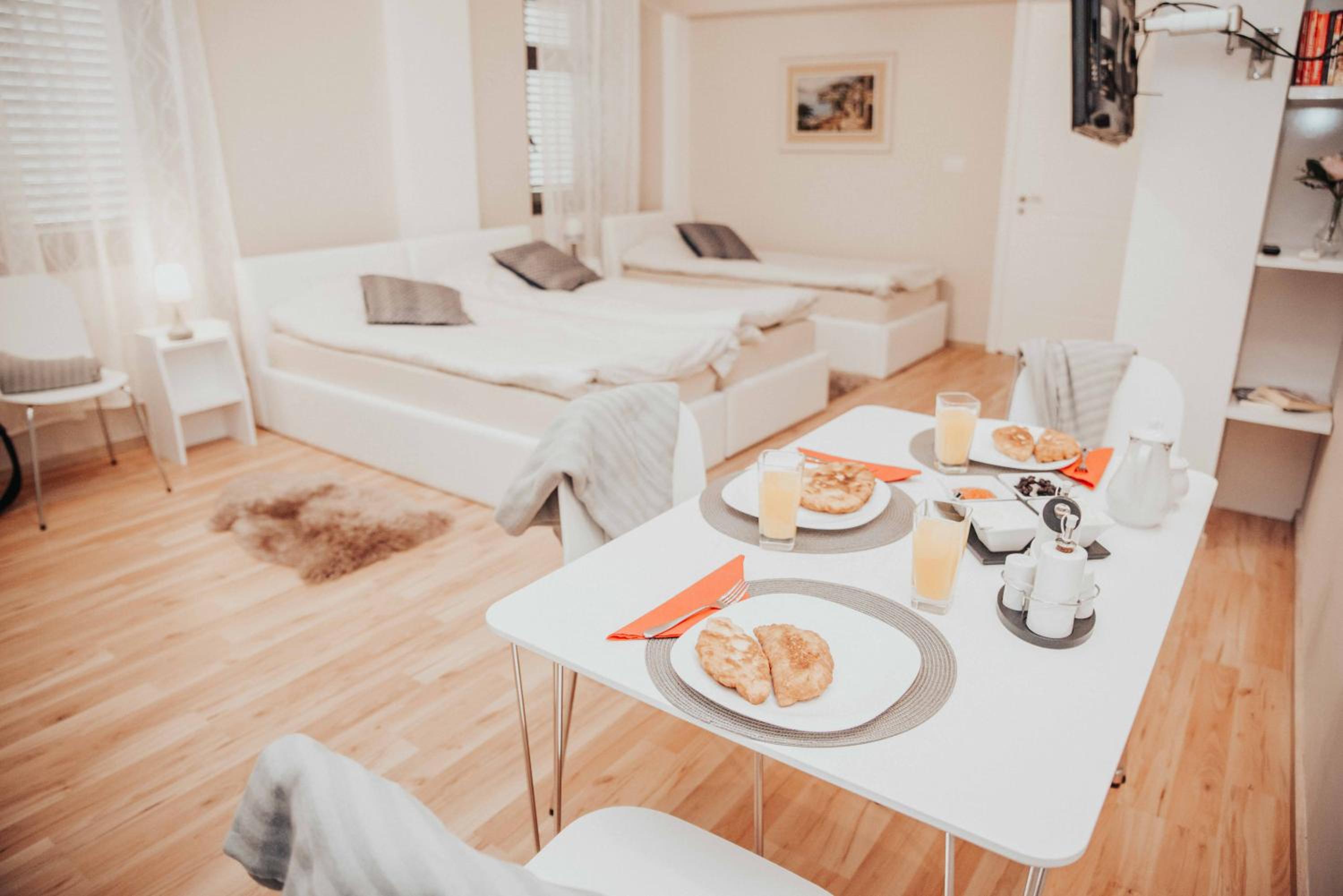 Hotel Shkodra Apartment With Amazing View In The City Center