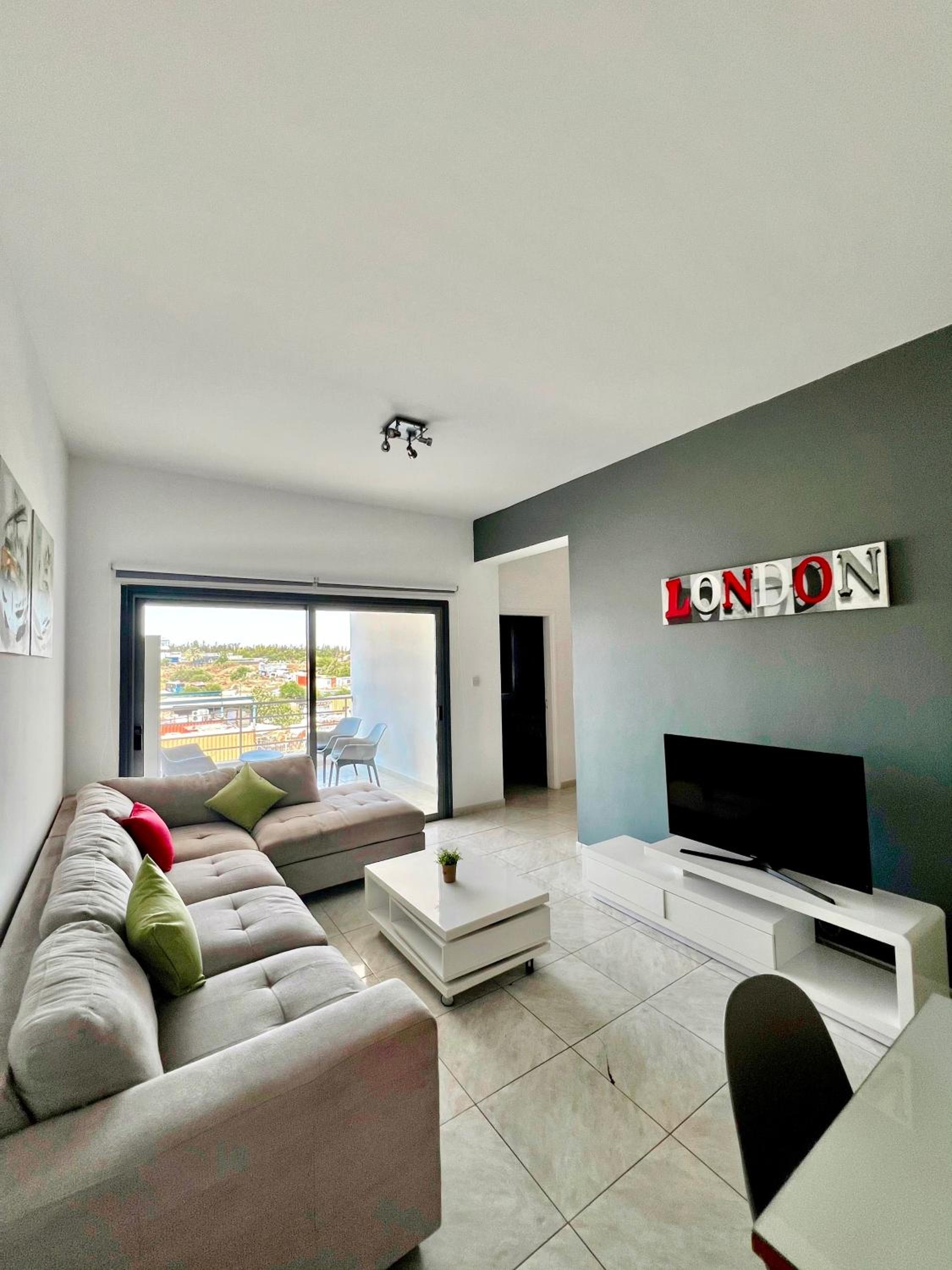 Hotel Mackenzie Lara 201