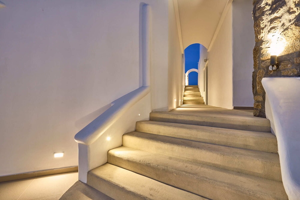 Hotel Arte & Mare Elia Luxury Suites & Idolio Vllas