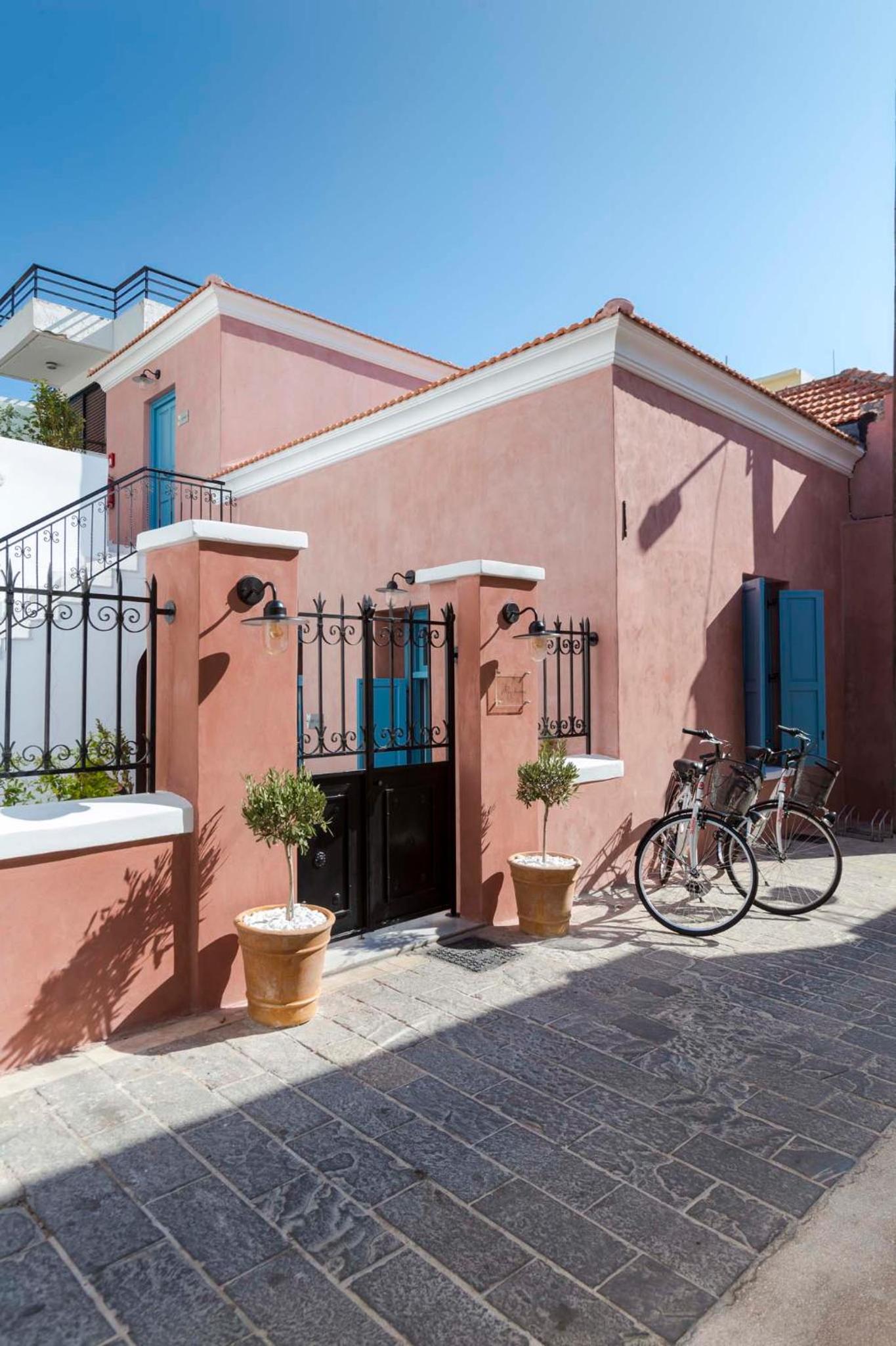Hotel Blue Jasmine Suites