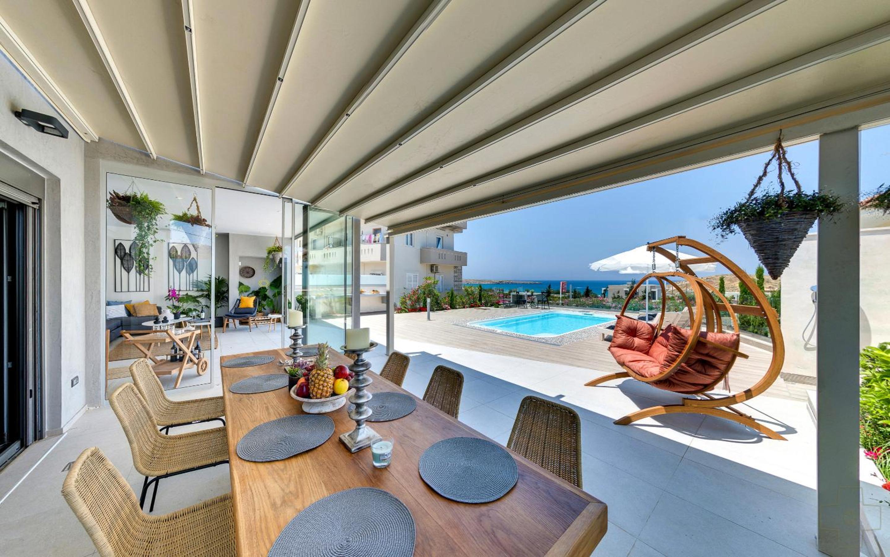 Hotel Sea View Villa With Pool Close To The Beach