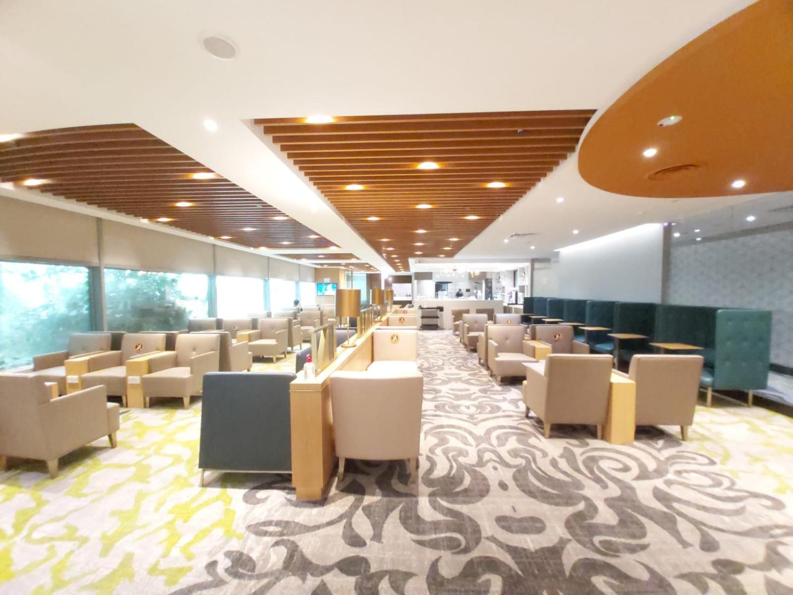 Hotel Ambassador Transit Lounge Terminal 3