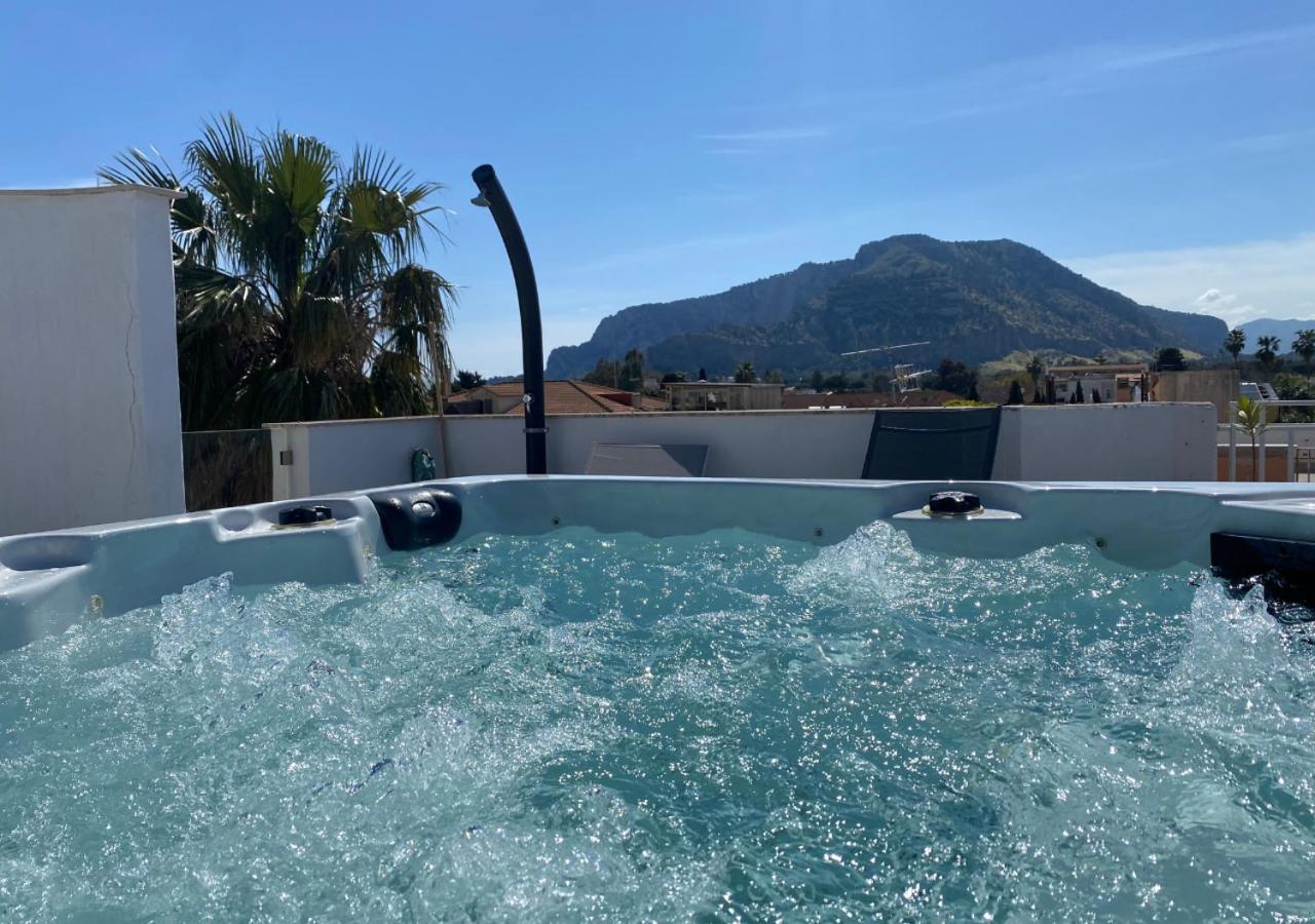 Hotel Flat With Jacuzzi - Casa Pia