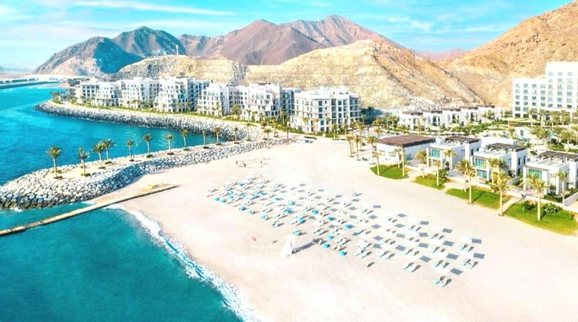 Hotel Luxury sea view Apartment In Address Hotel Fujairah