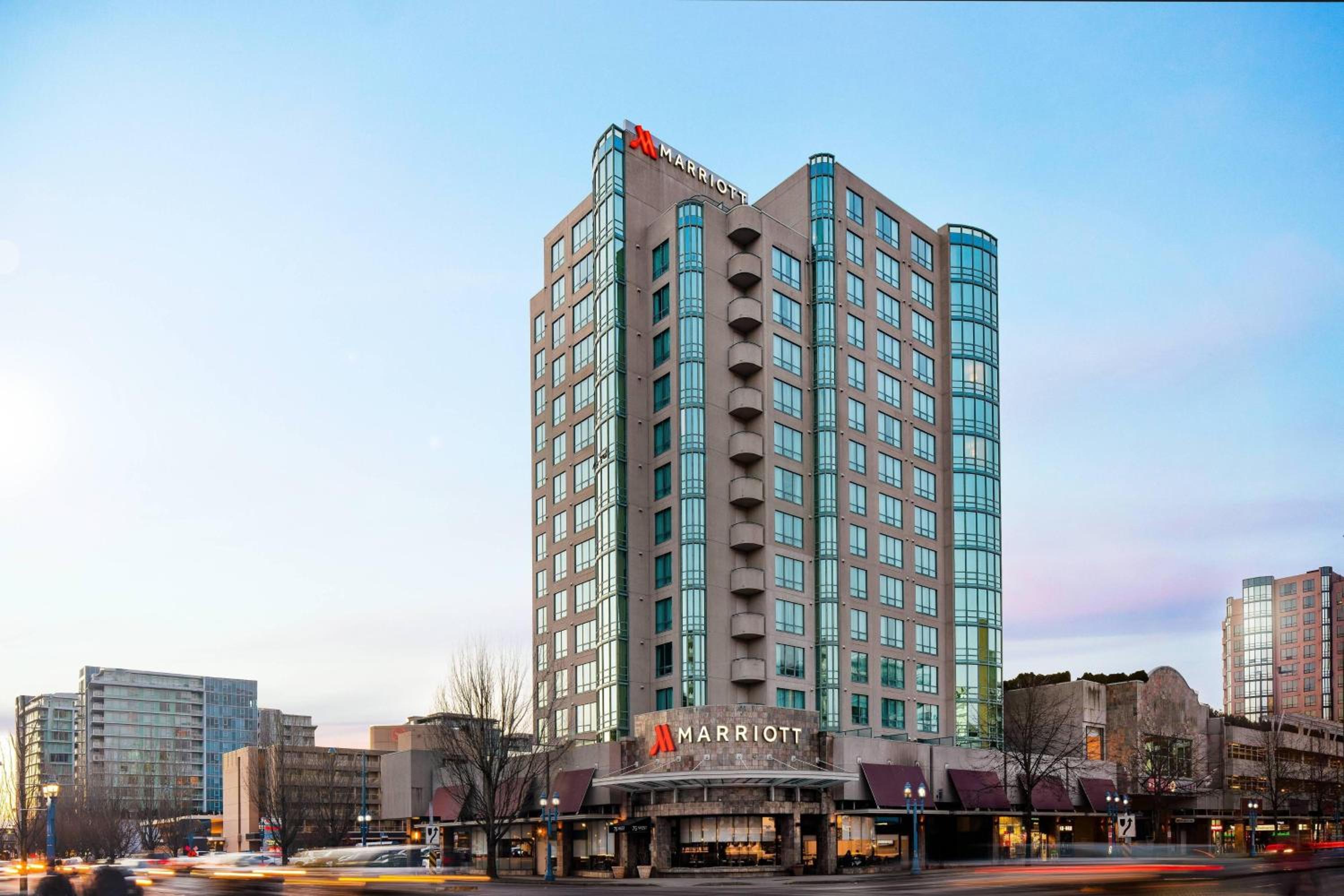 Hotel Vancouver Airport Marriott Hotel