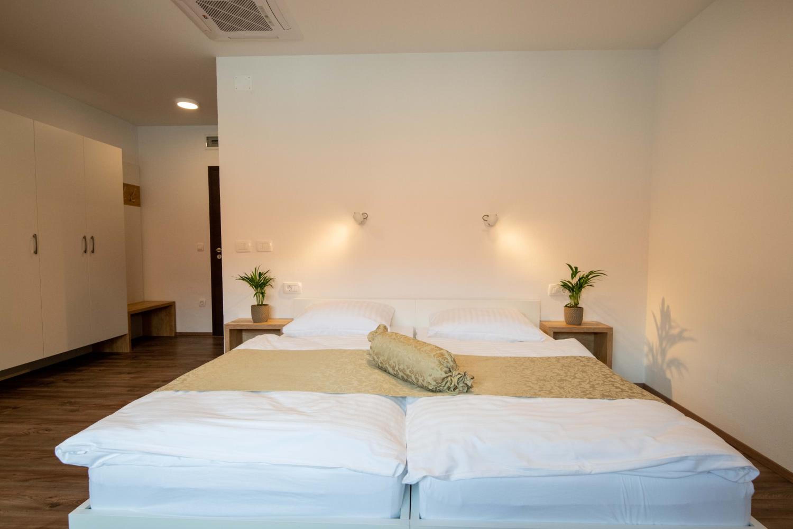Hotel Guesthouse Stari Mayr
