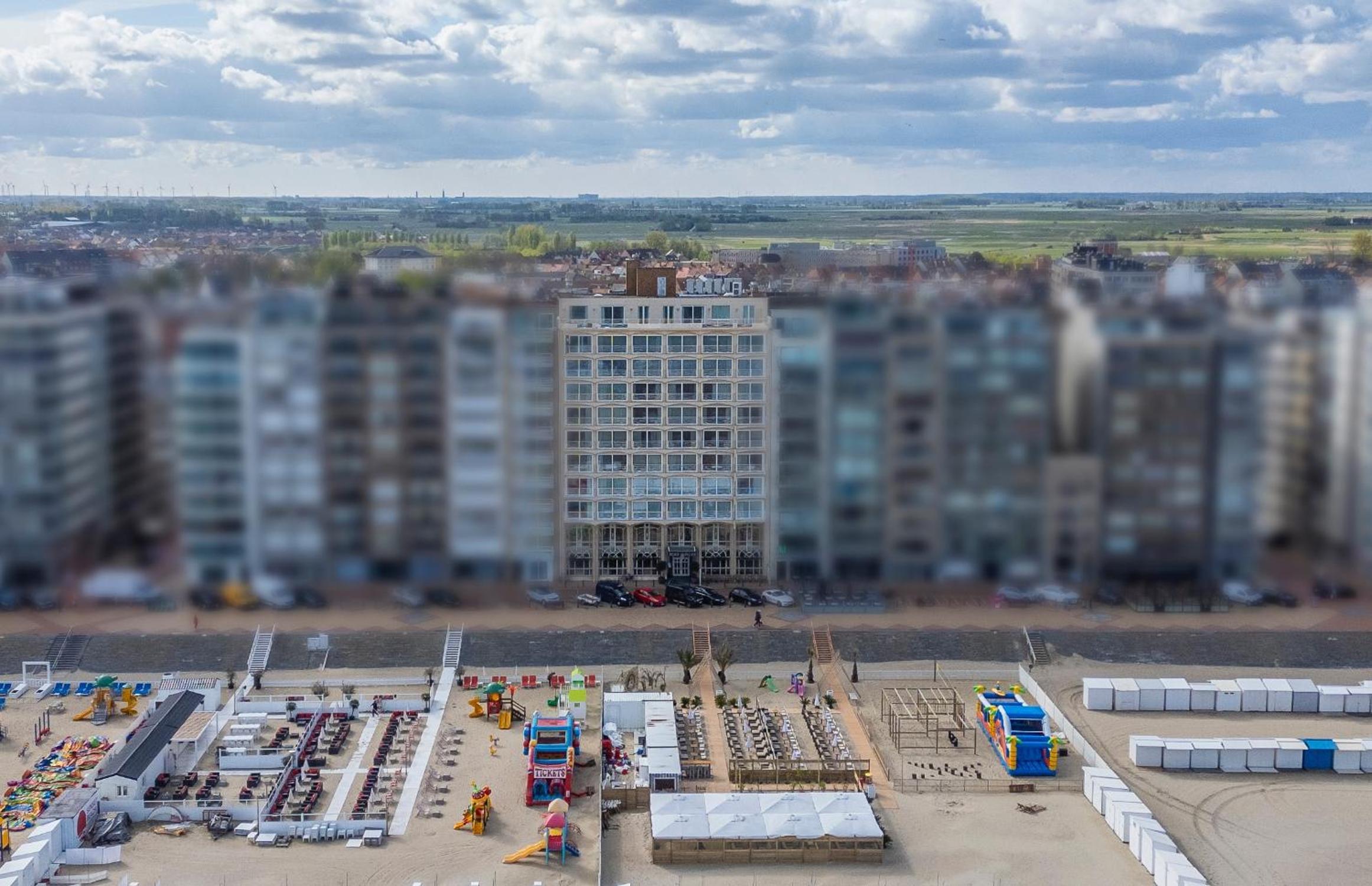 Hotel Beach Palace