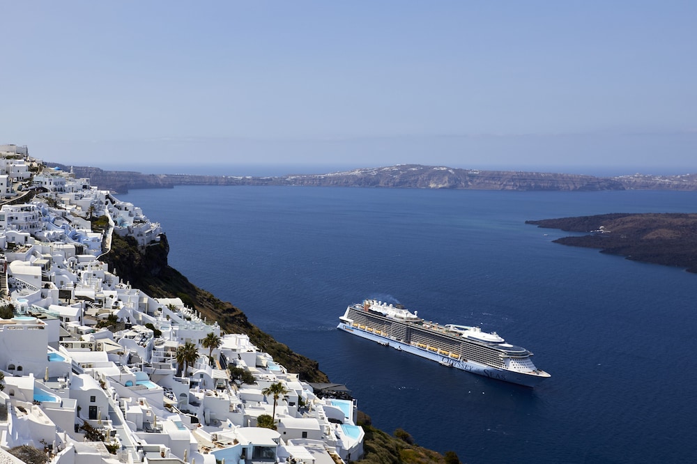 Hotel Damigos Caldera World
