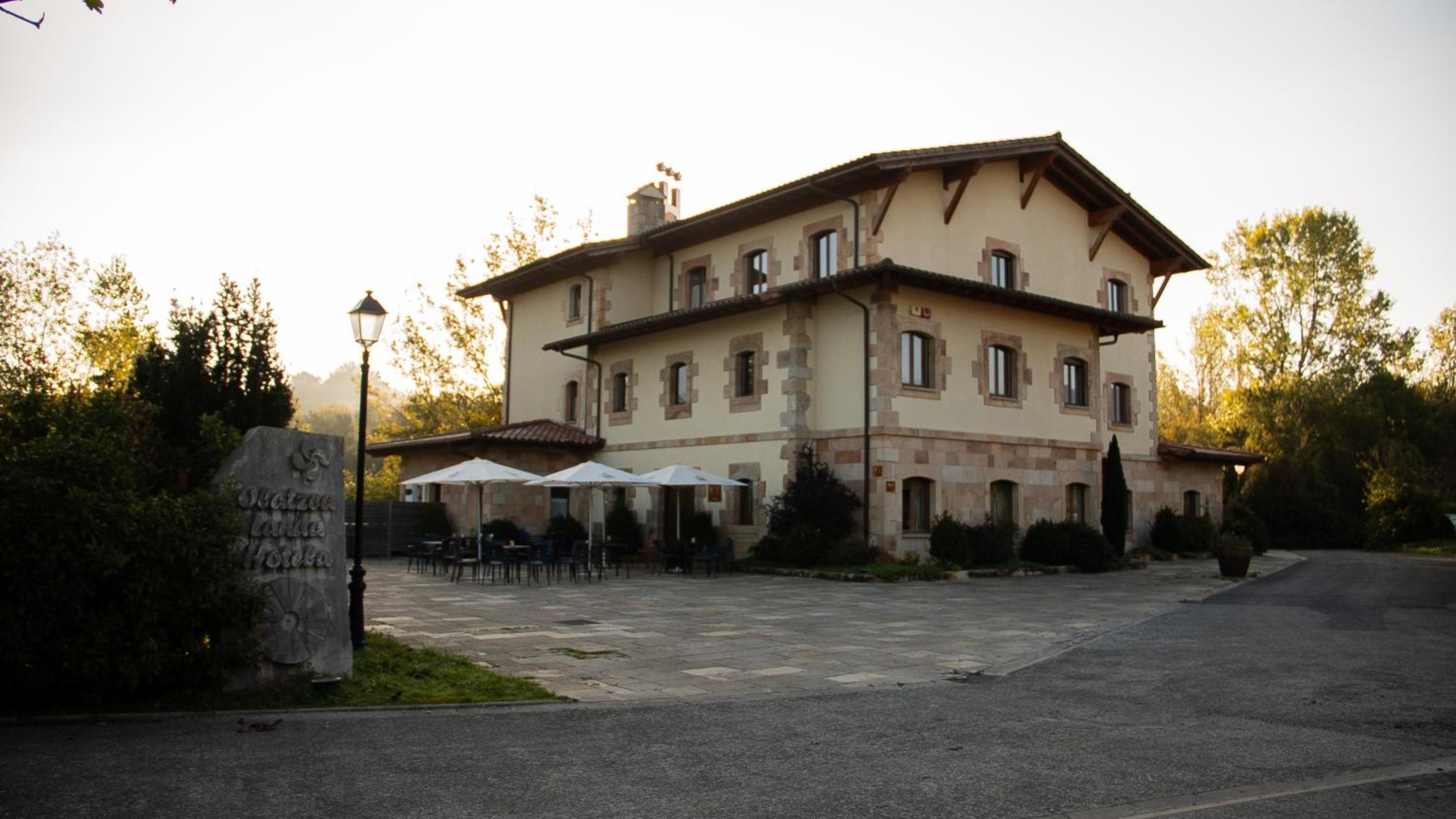 Hotel OLATZEA LANDA HOTELA