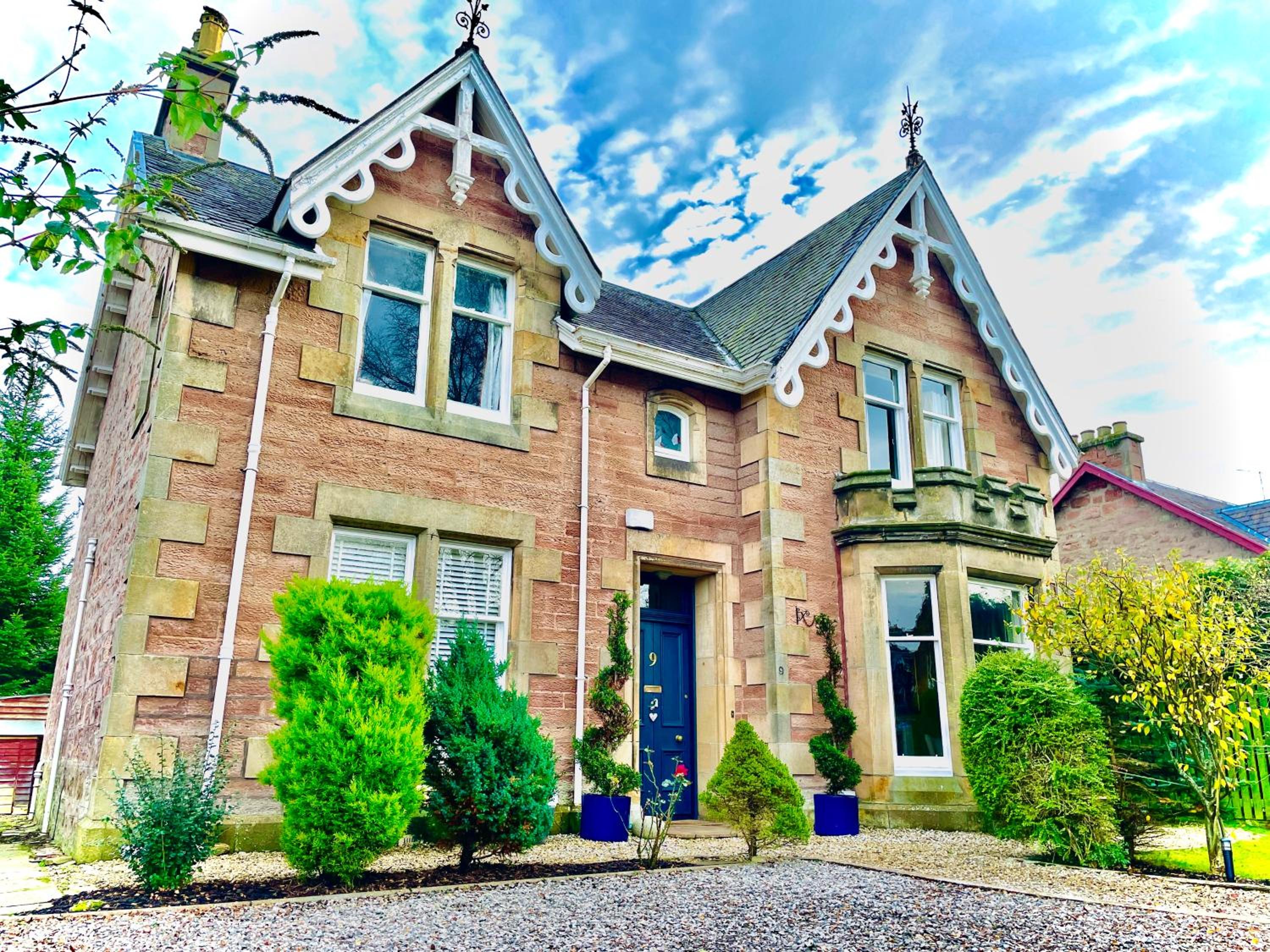 Hotel Ladies Lodge Inverness