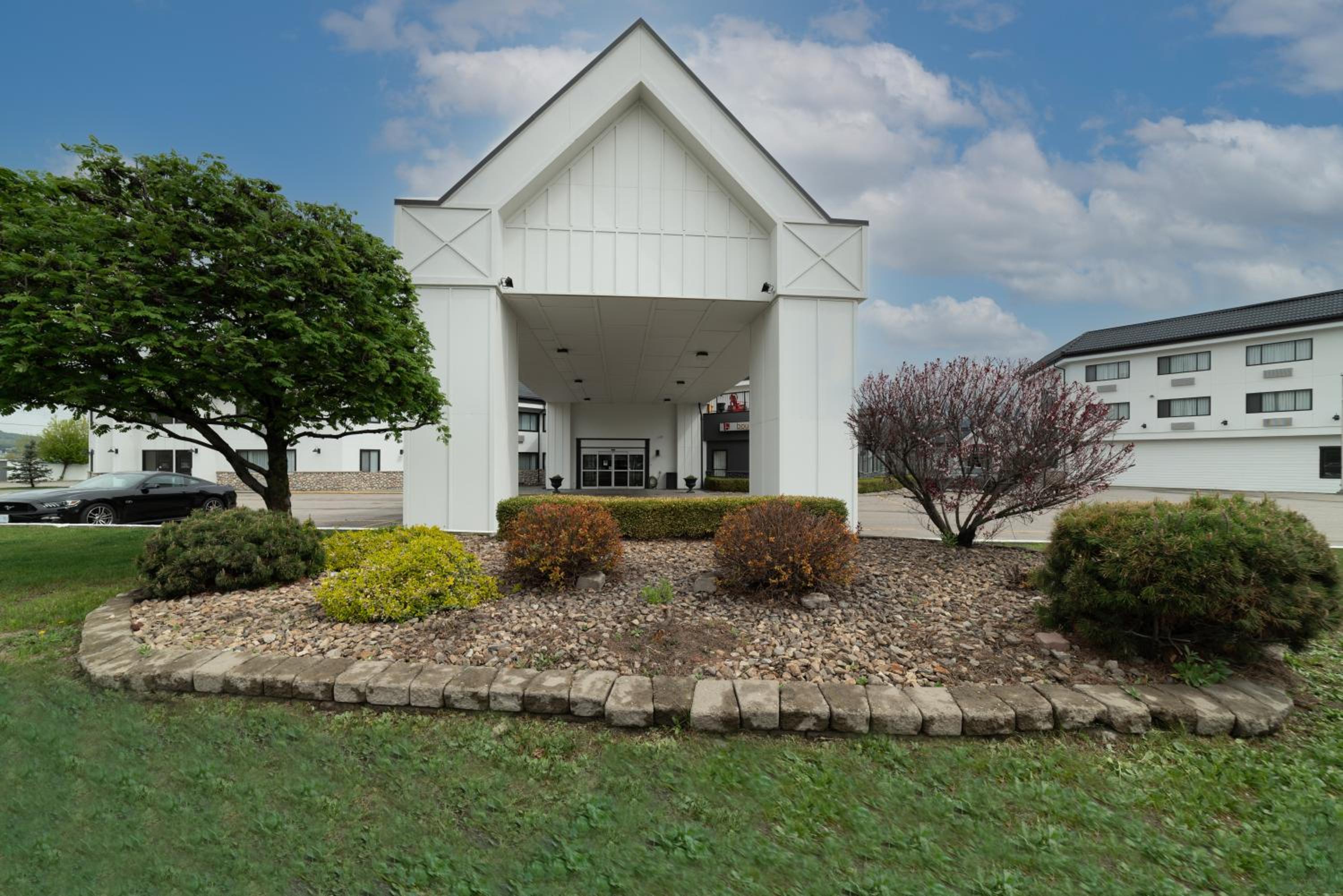 Hotel Prestige Vernon Hotel