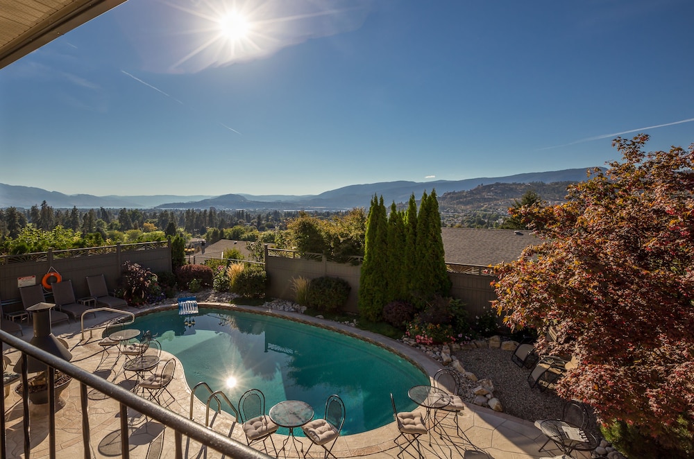 Hotel A Vista Villa Couples Retreat