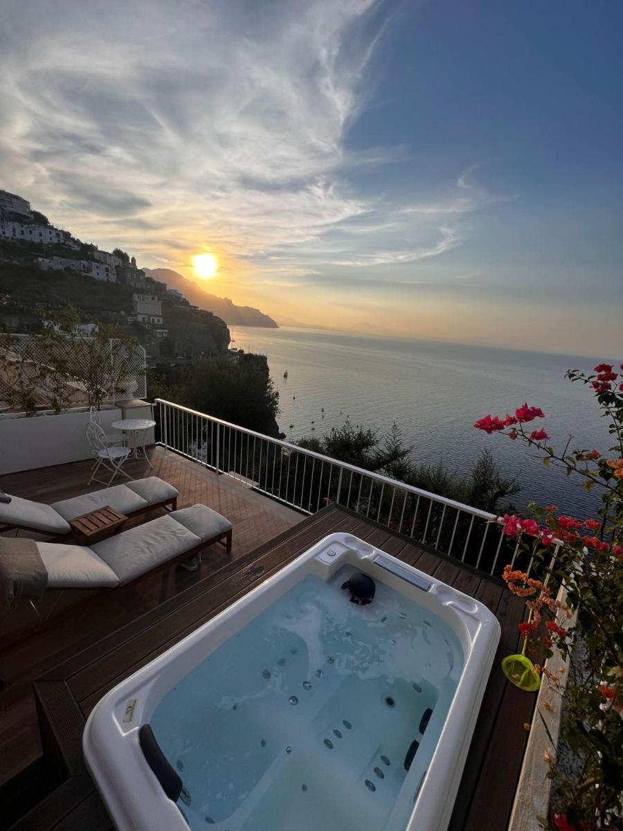 Hotel SeaJewelsDeluxurySuite