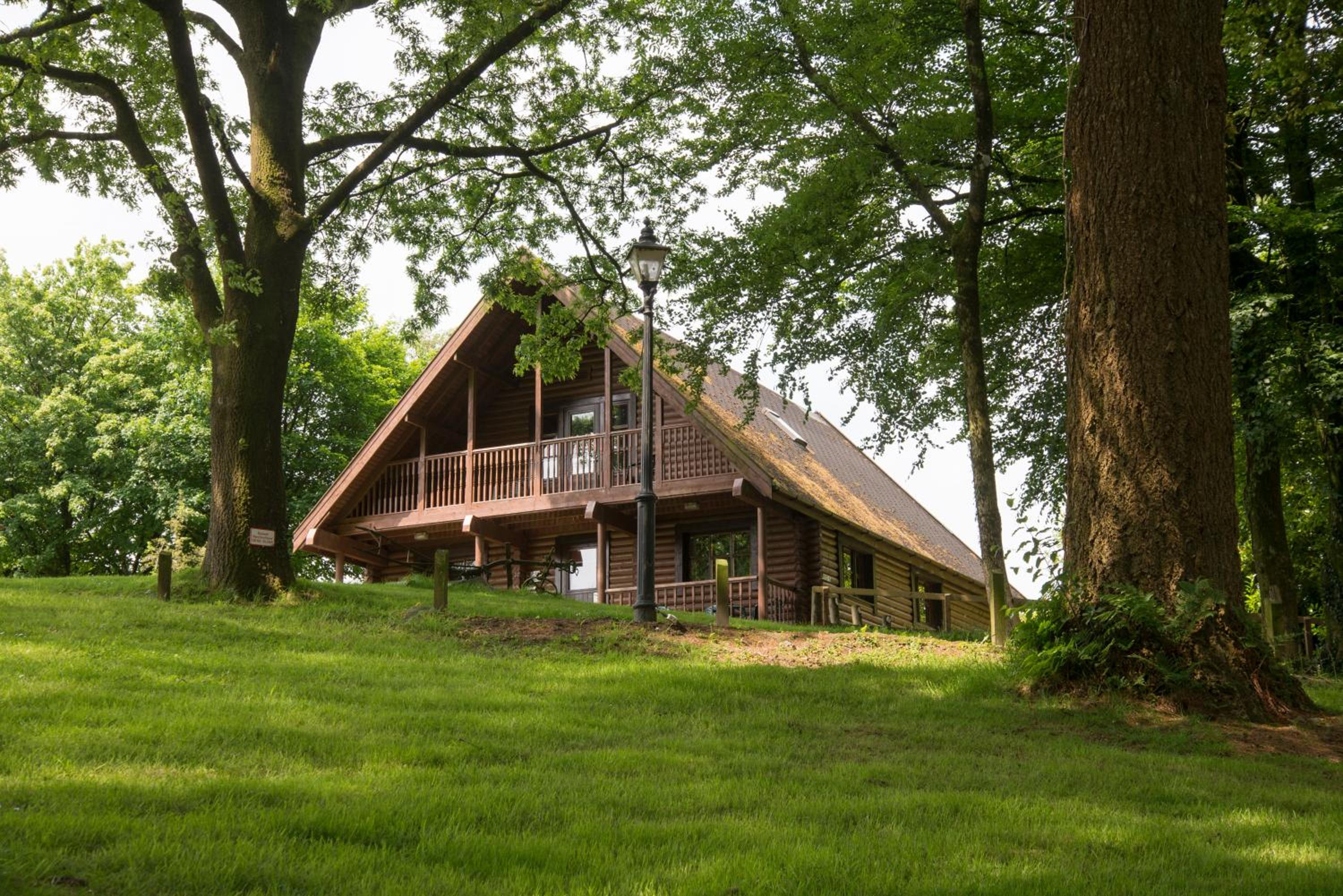 Hotel Pantglas Hall Holiday Lodges And Leisure Club