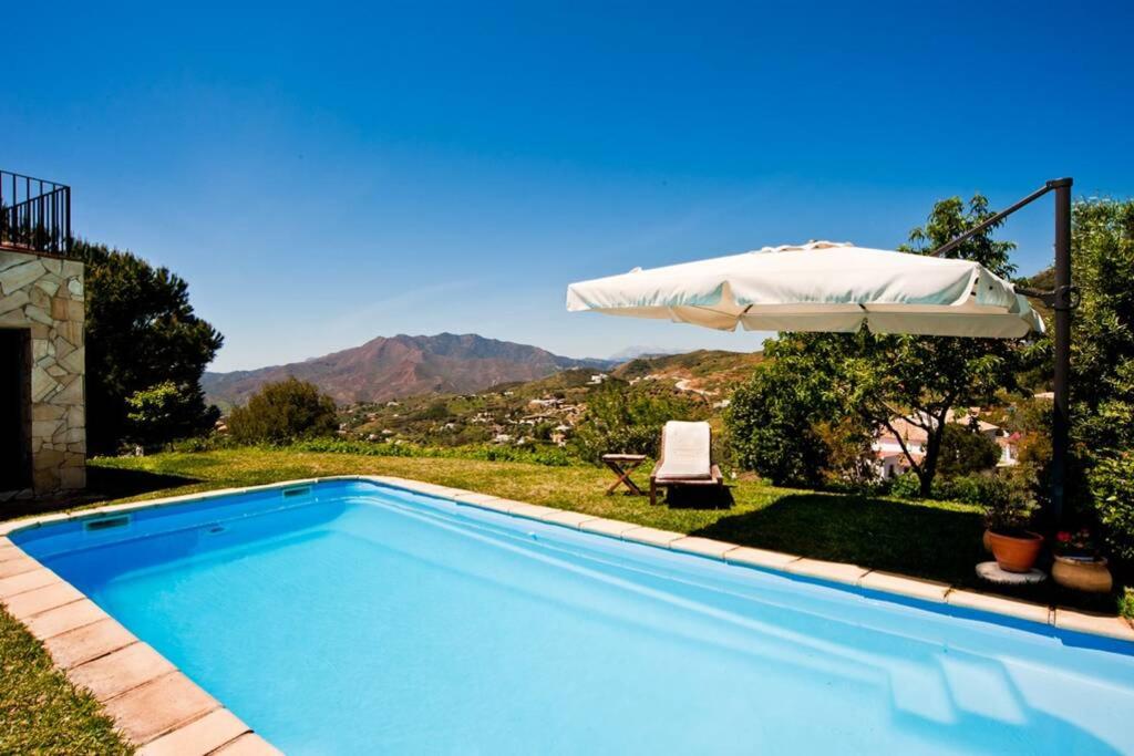 Hotel Genichi: Big Modern Villa With Outstanding Views Sea & Countryside