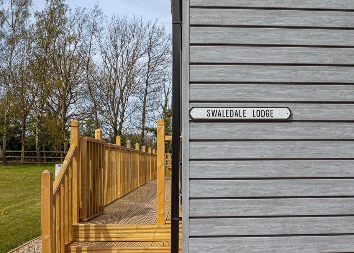 Hotel Cleveland Hills View Holiday Park