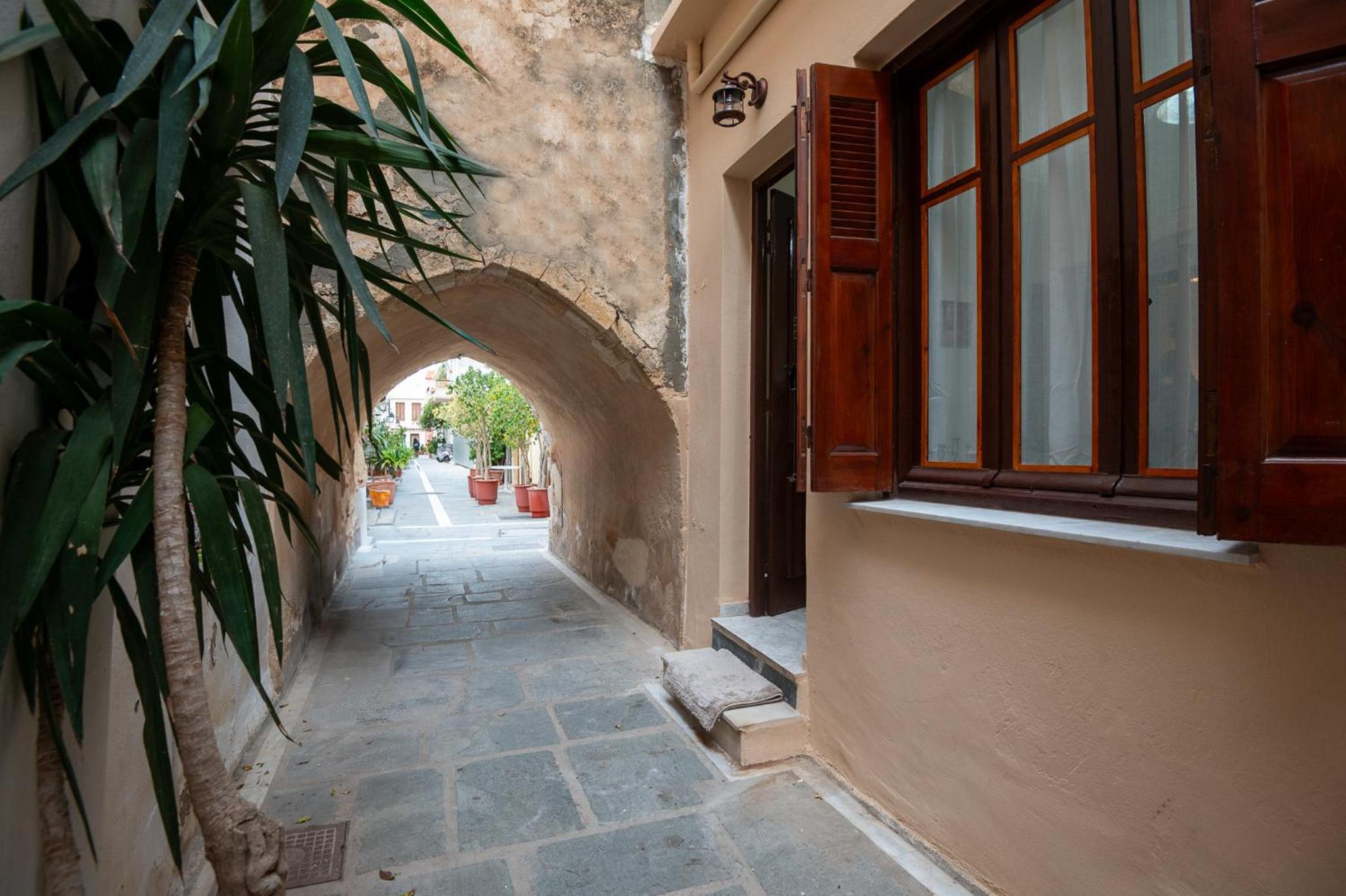 Hotel Old Town Rhapsody