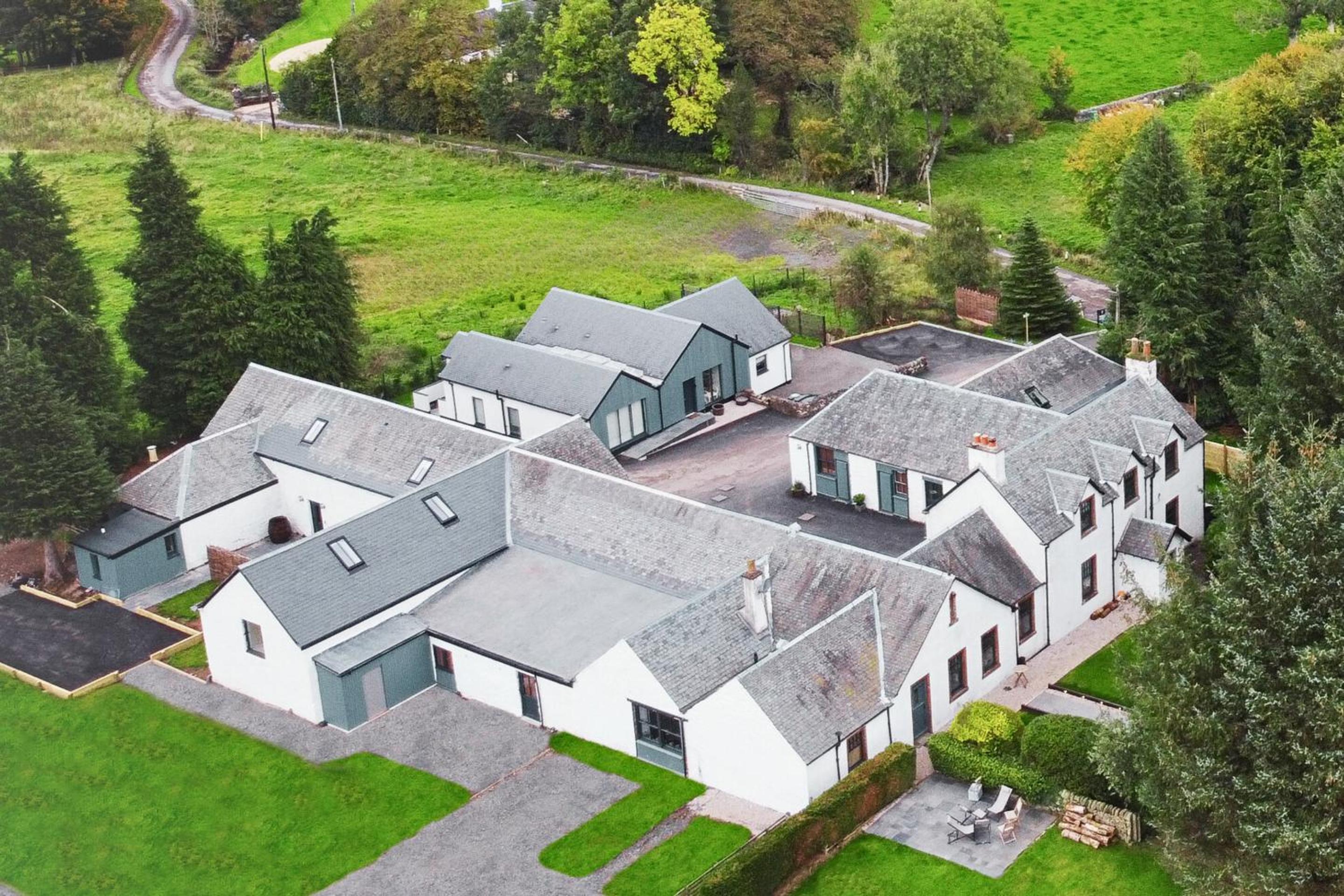 Hotel Rachel's Farm luxury escapes with Hots Tubs