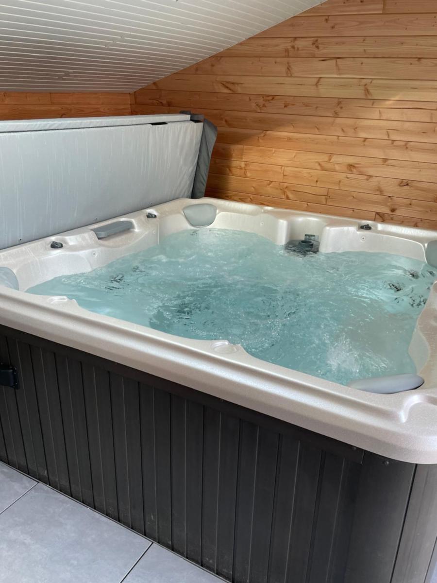 Hotel Magnifique Corps De Ferme Renove Avec Jacuzzi
