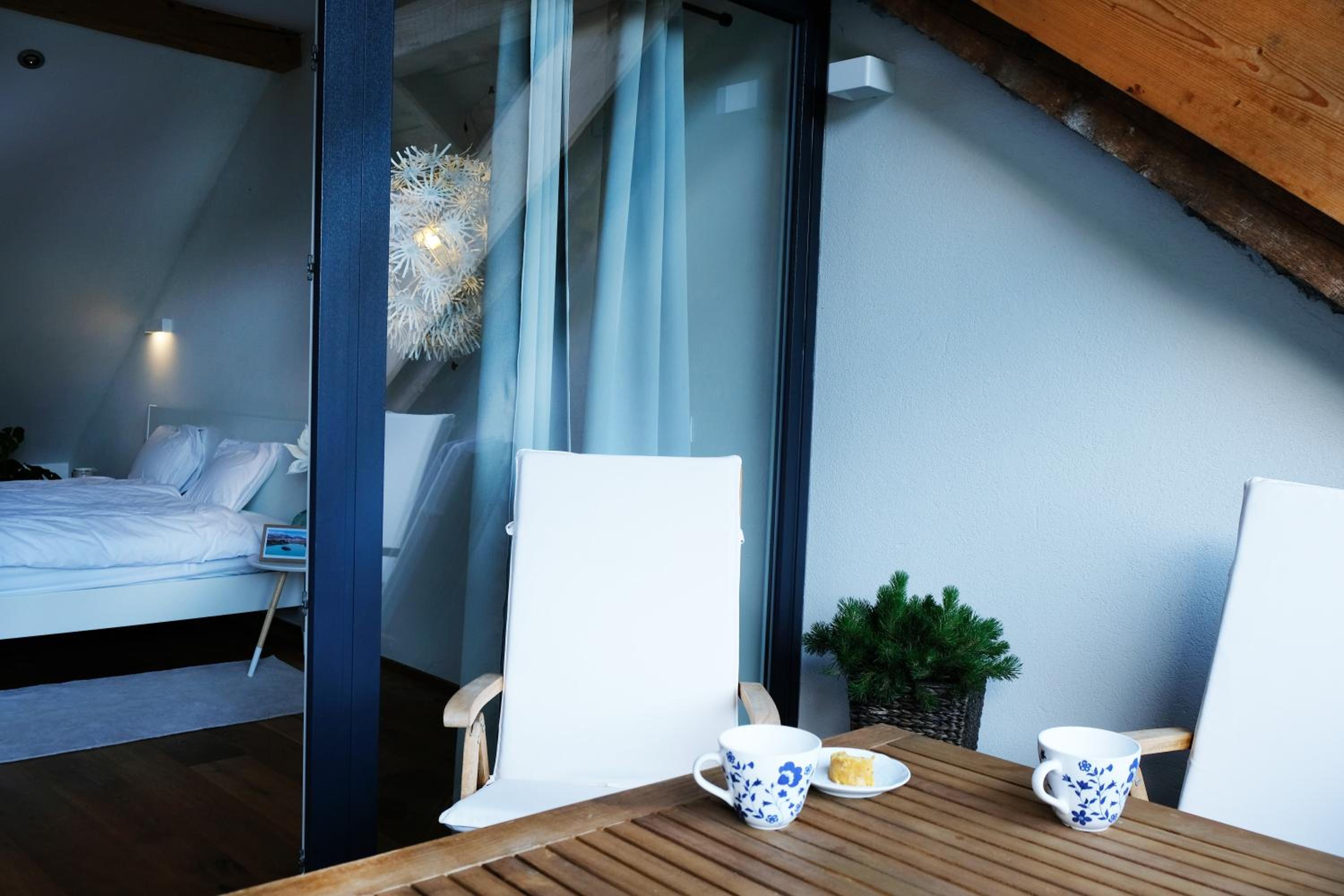 Hotel Happy River House