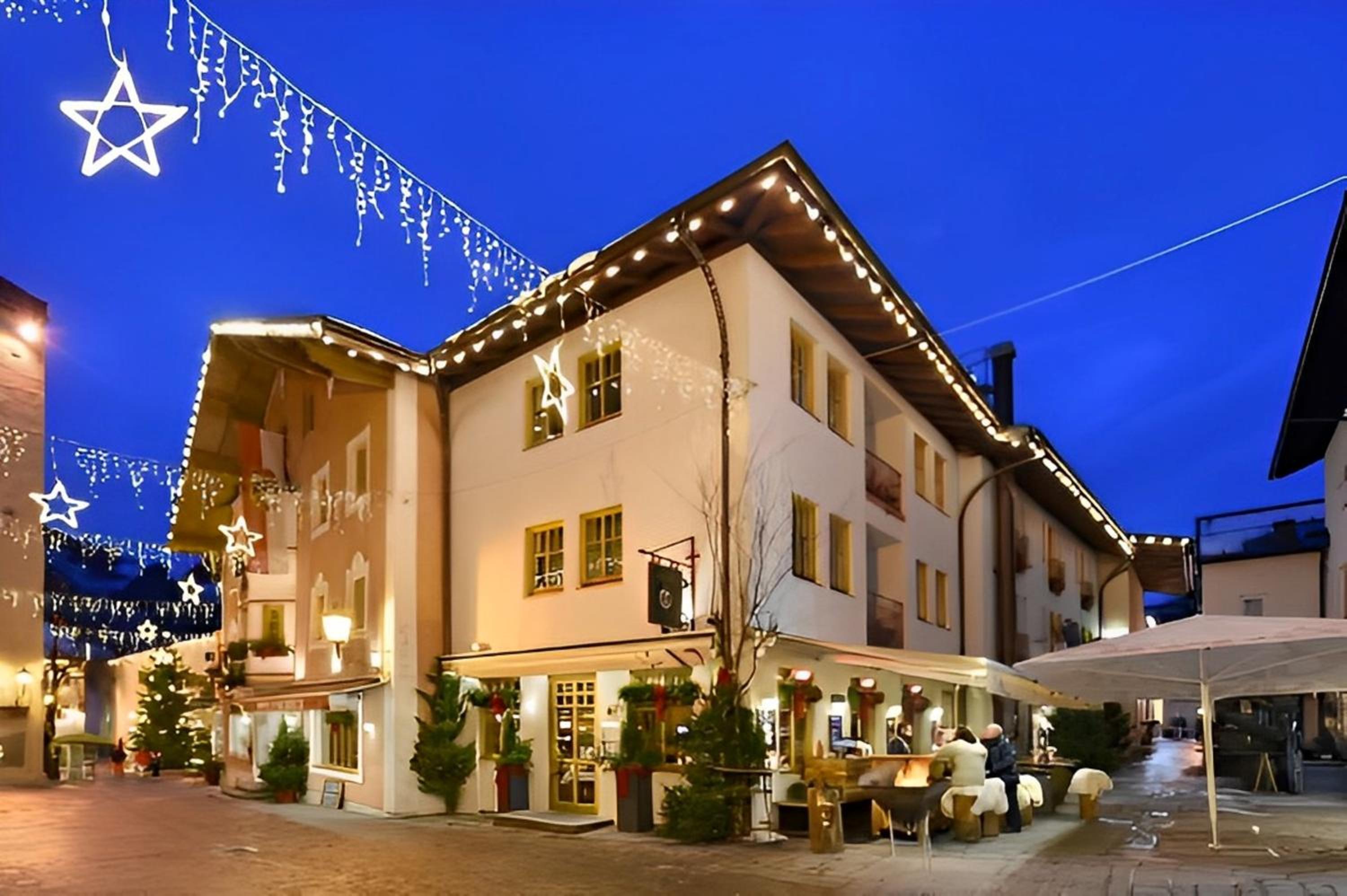 Hotel Cella Central Historic Boutique Hotel