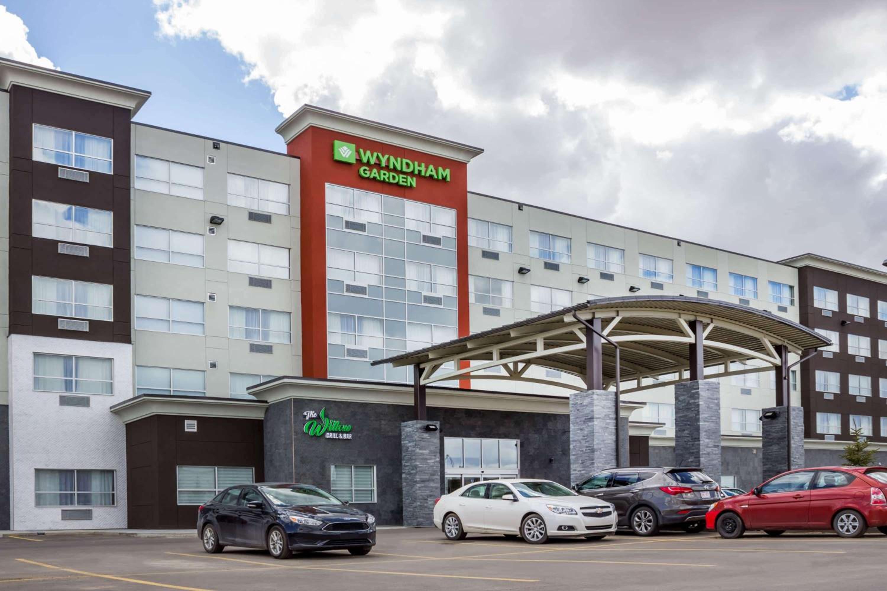 Hotel Wyndham Garden Edmonton Airport