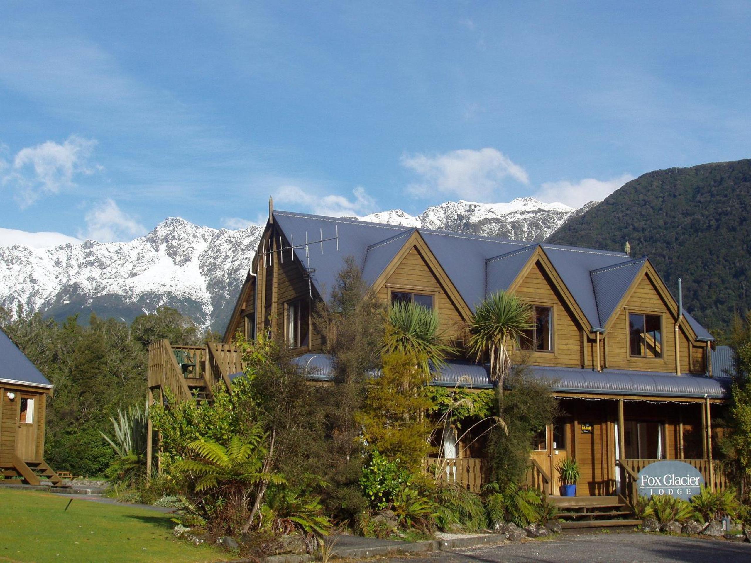 Hotel Fox Glacier Lodge