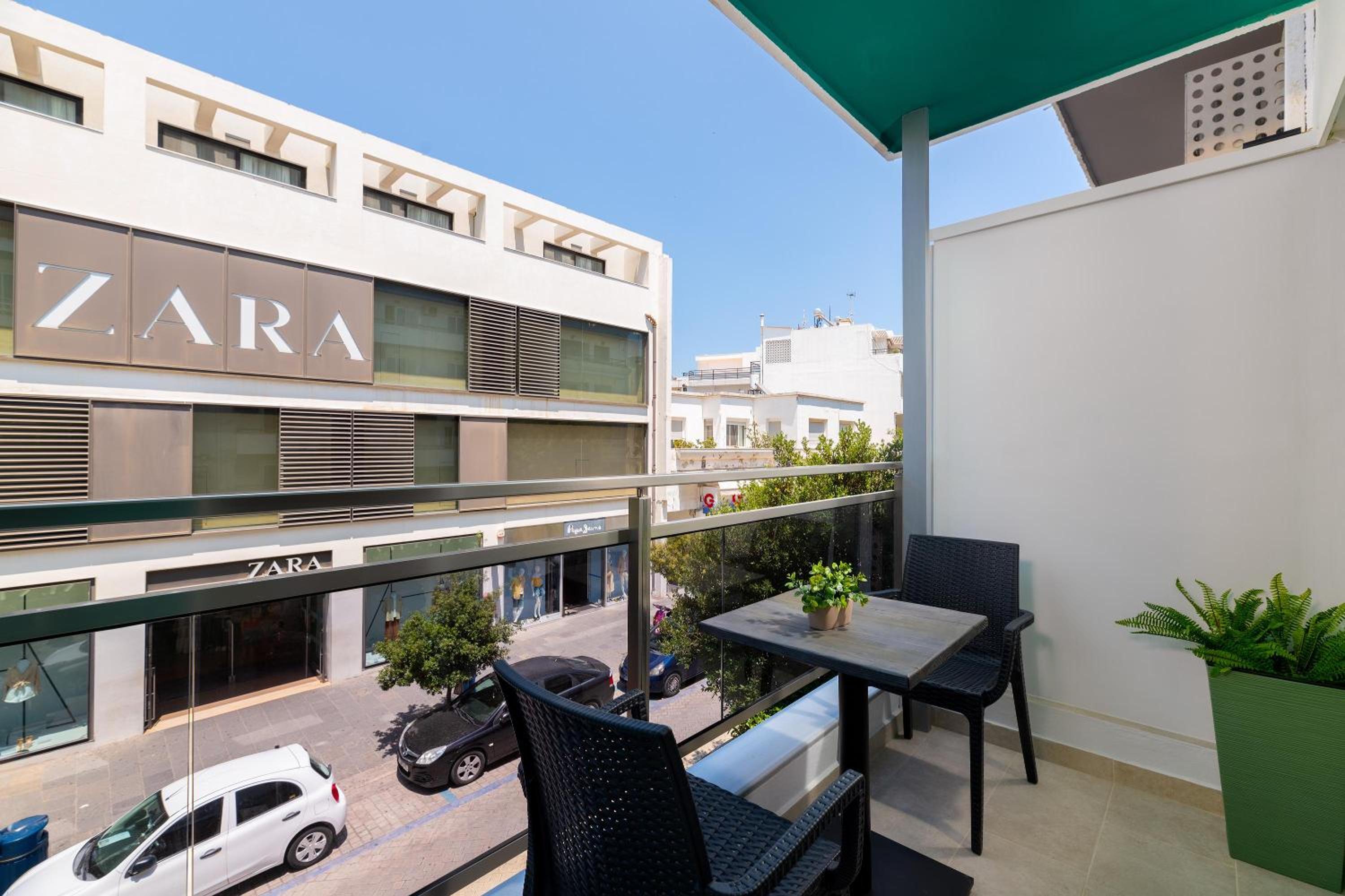 Hotel Lampraki Luxury Apartments