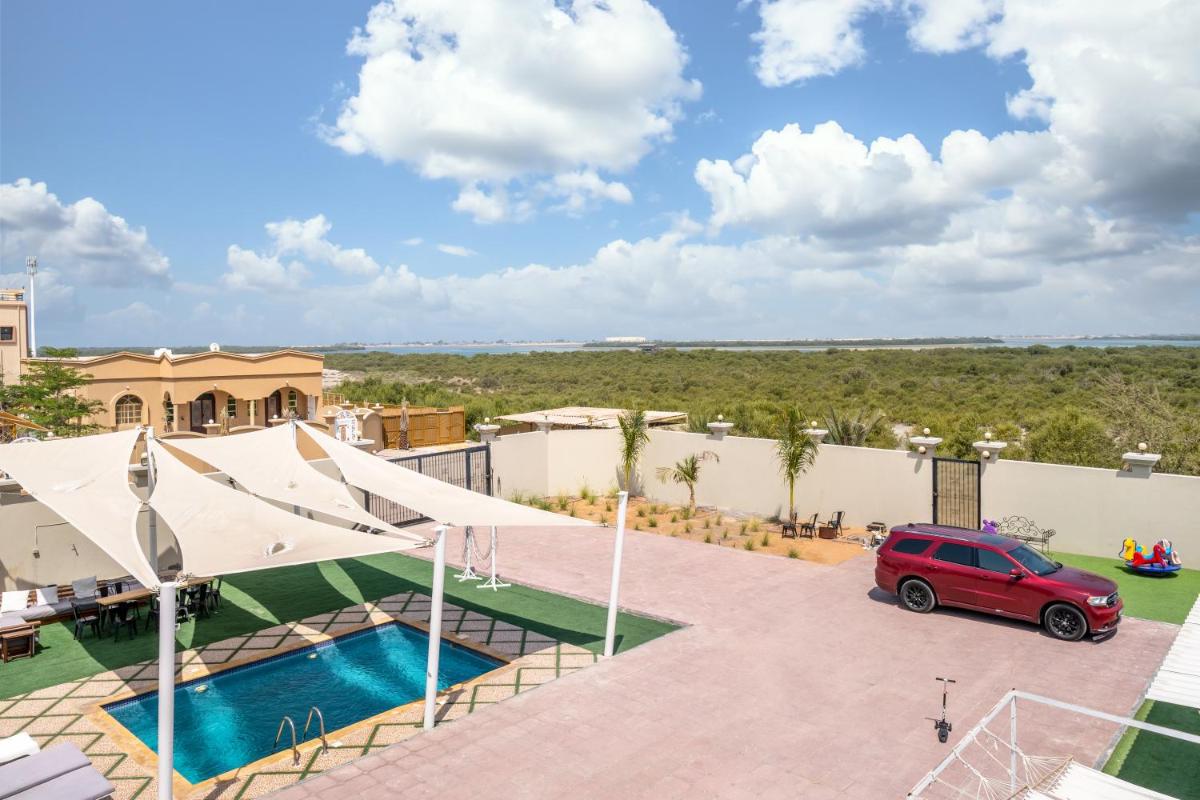 Hotel Lazeemah Chalet Strh@ Llzymh