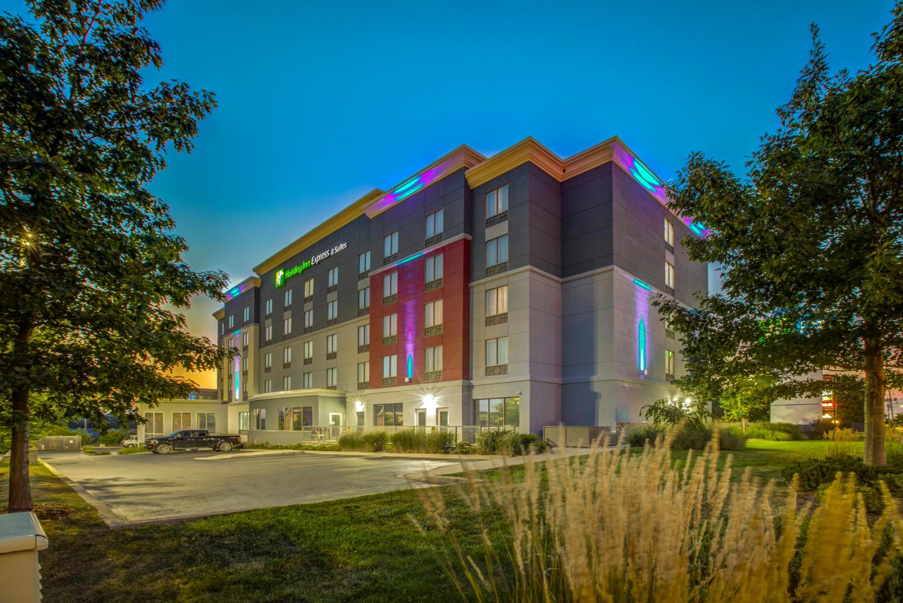 Hotel Holiday Inn Express & Suites Woodstock South By Ihg