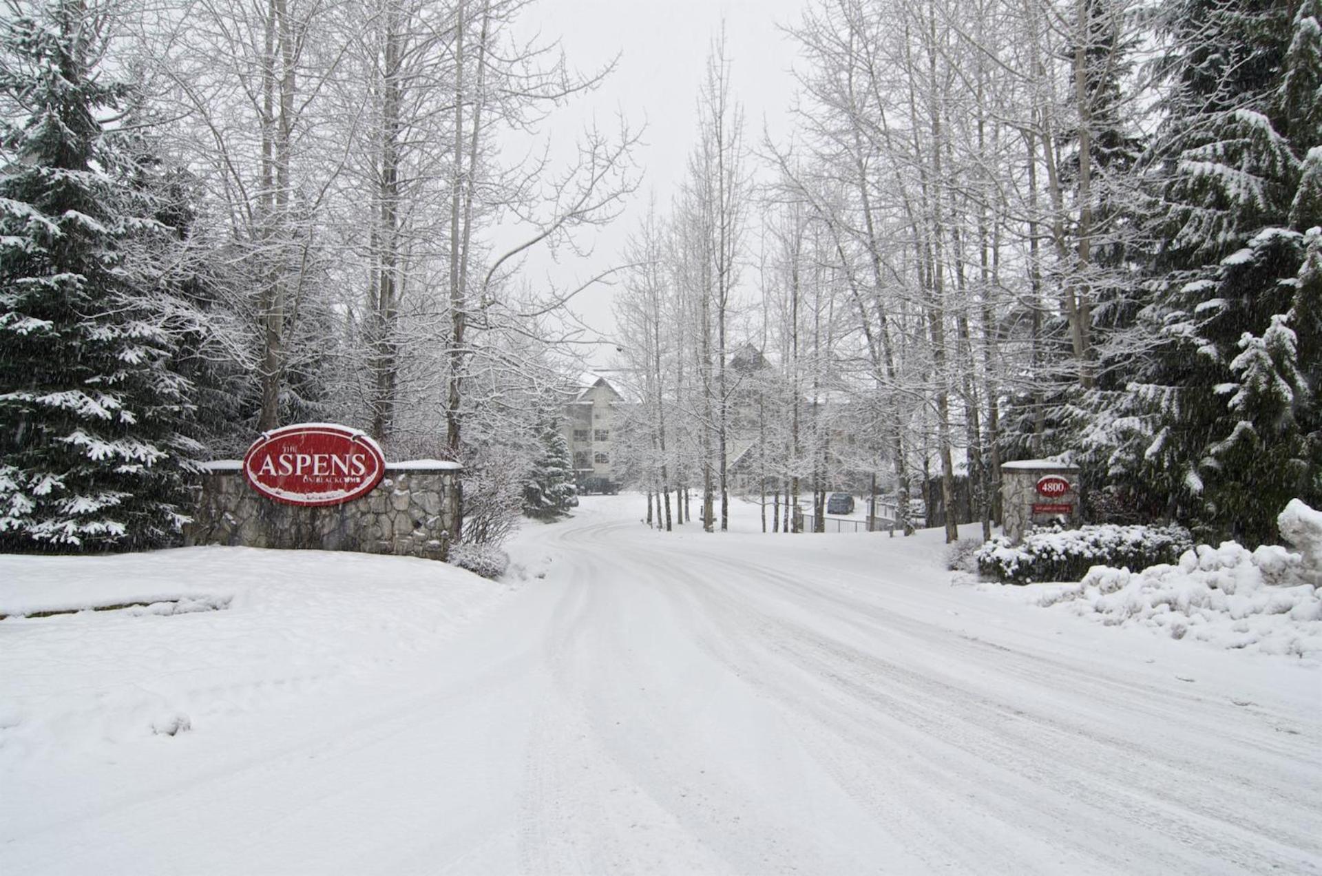 Hotel The Lookout Penthouse // A Luxe Suite In Whistler