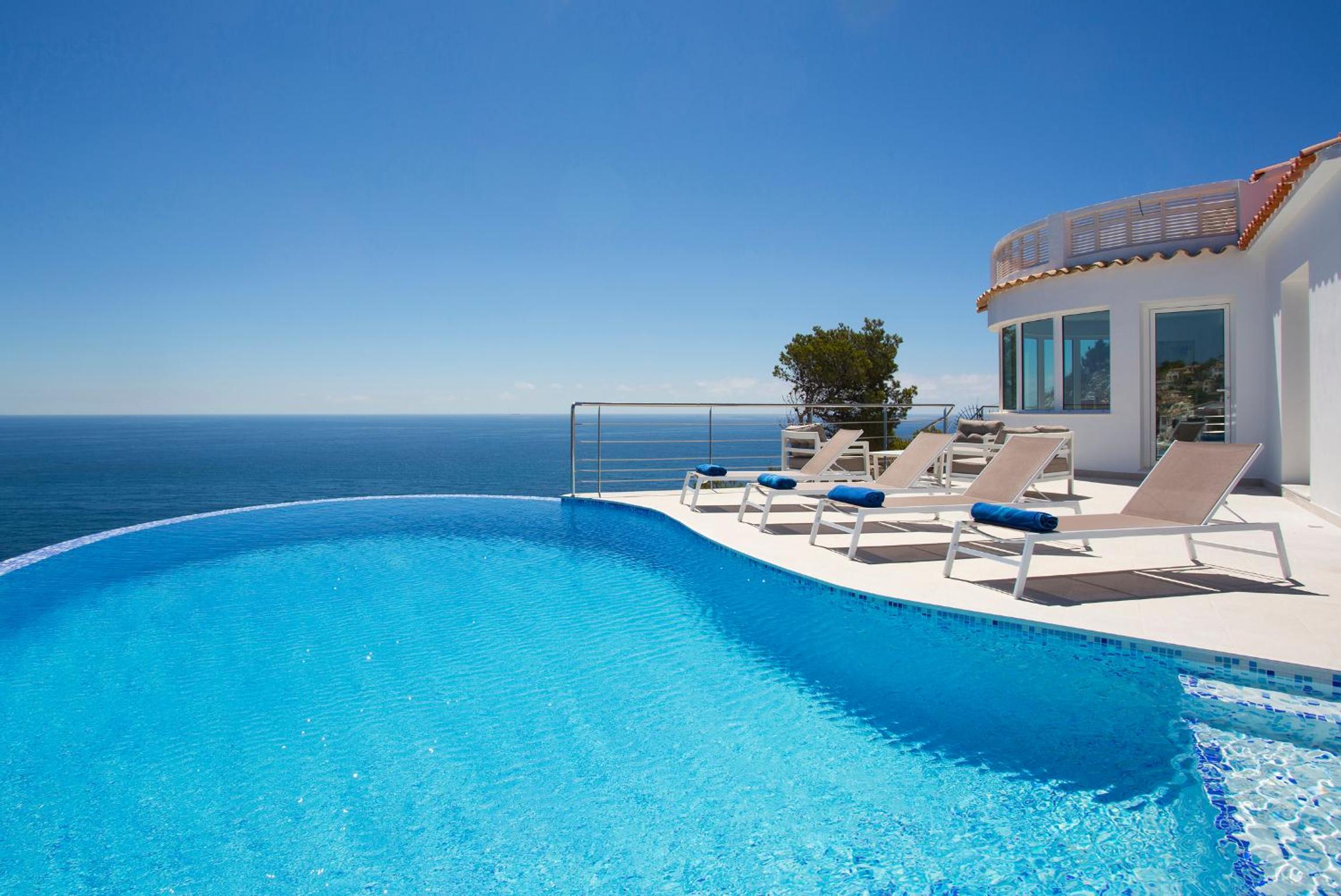 Hotel Blue Dream Villa
