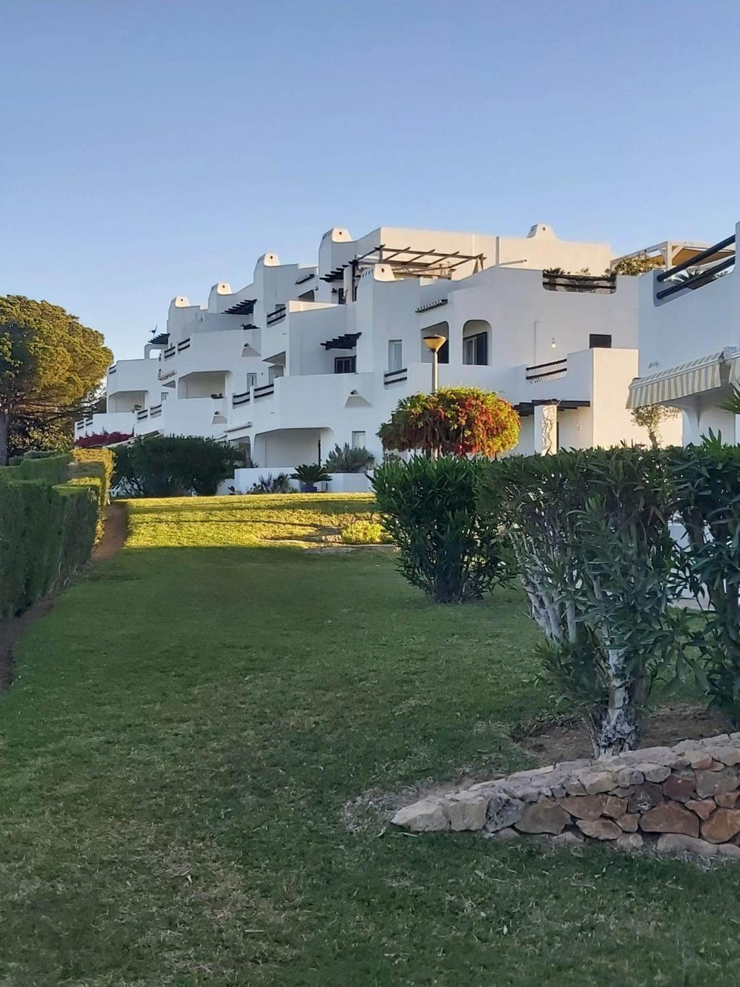 Hotel Alojamento Local Albufeira