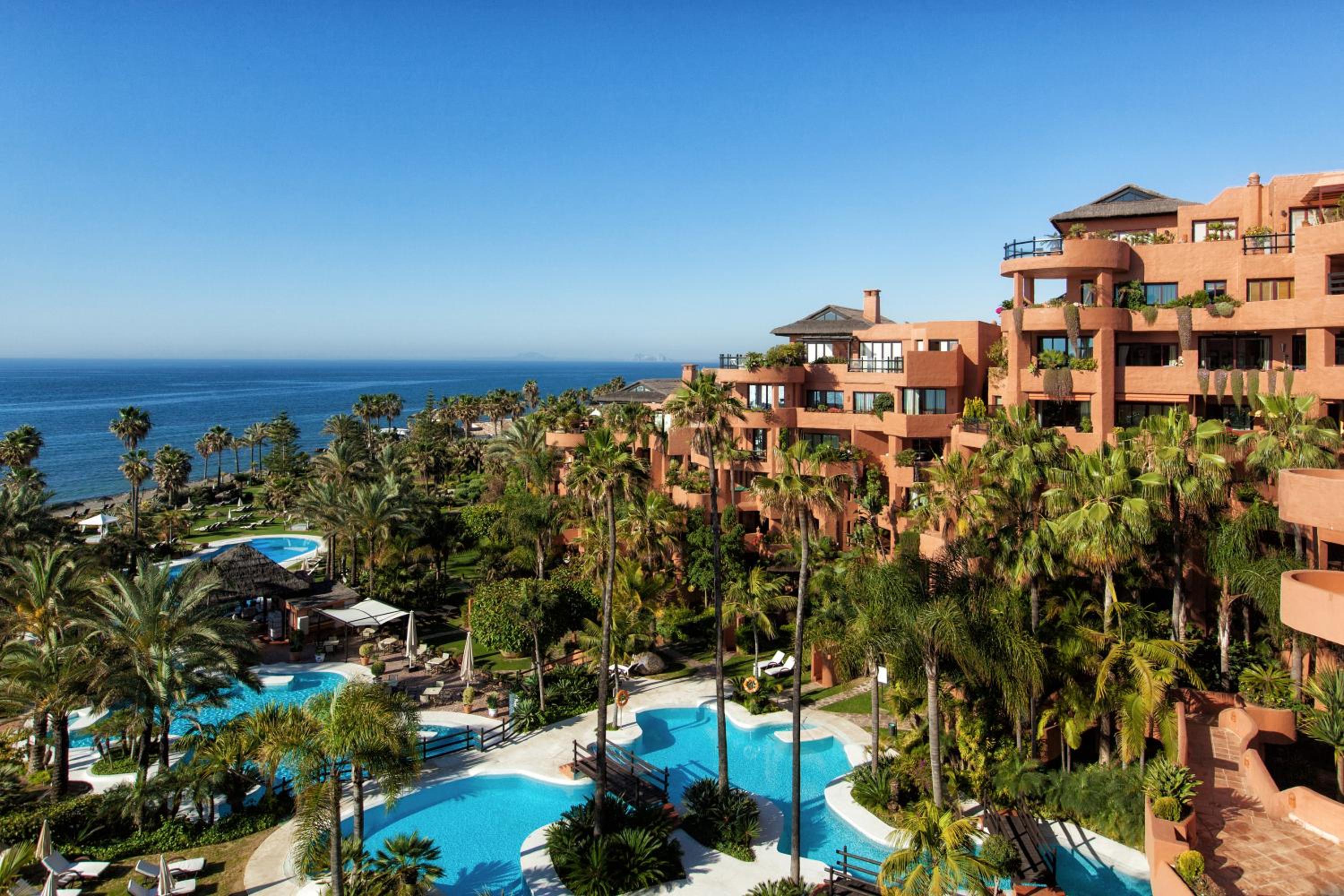 Hotel Bahia Beach Apartments Estepona