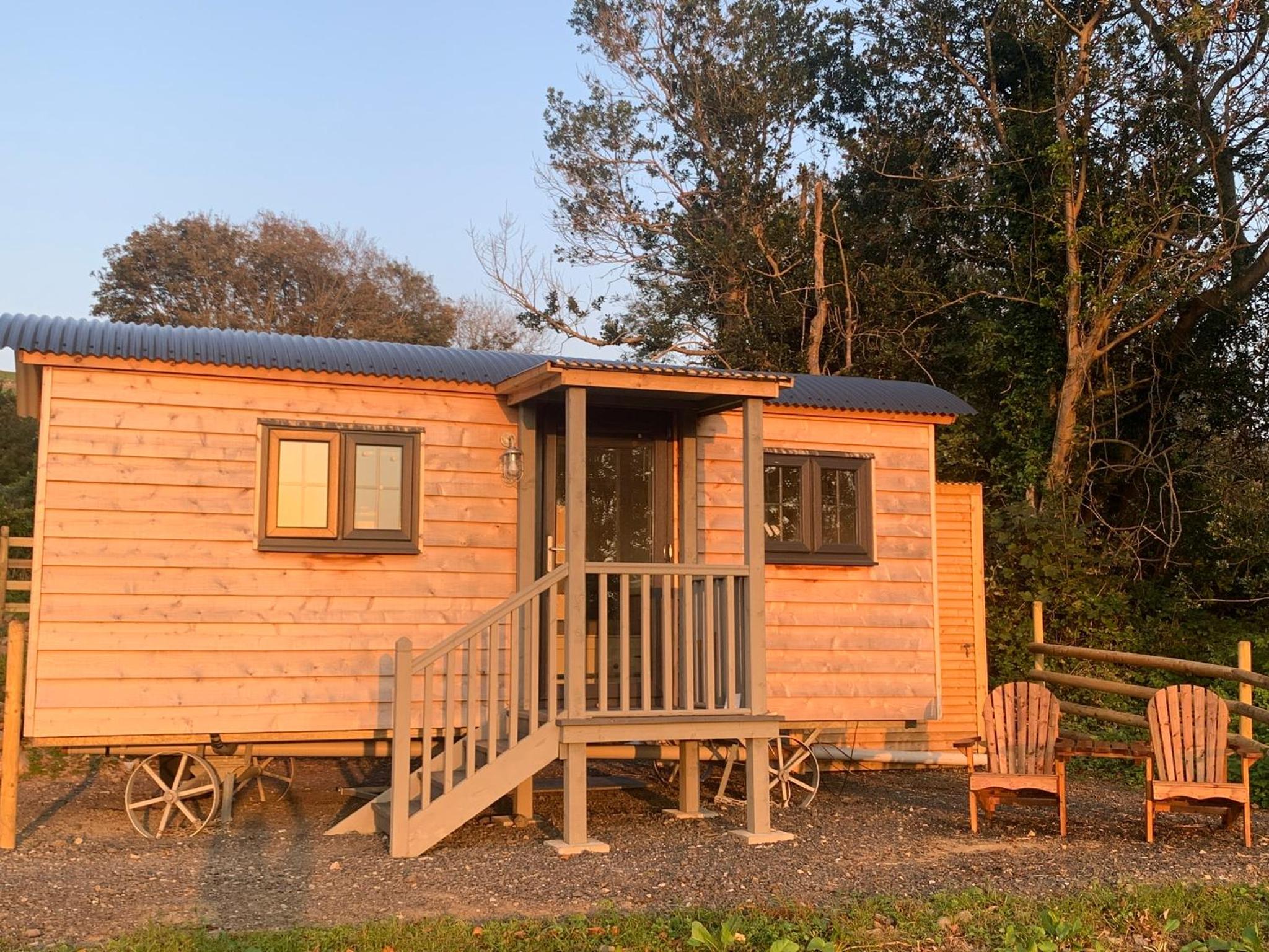 Hotel Lle Mary - Beautiful Views, Hot Tub, Secluded, Pets Welcome.