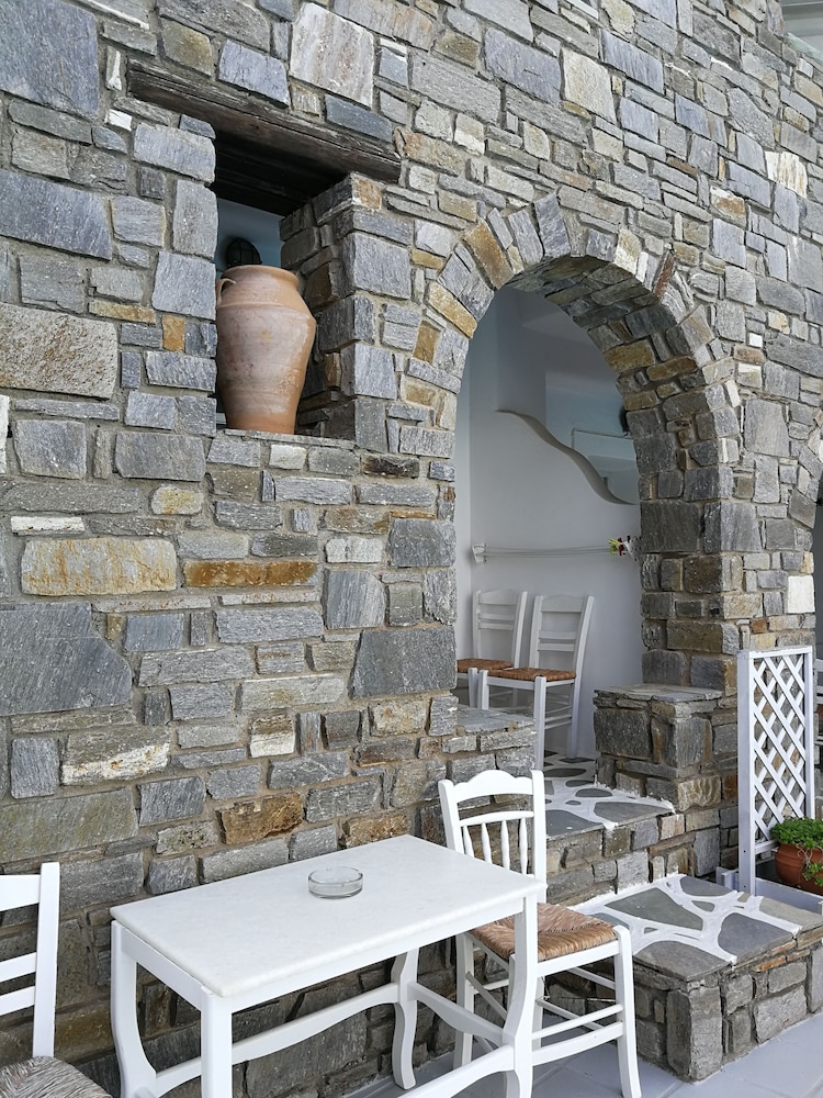 Hotel Zefi Hotel & Suites
