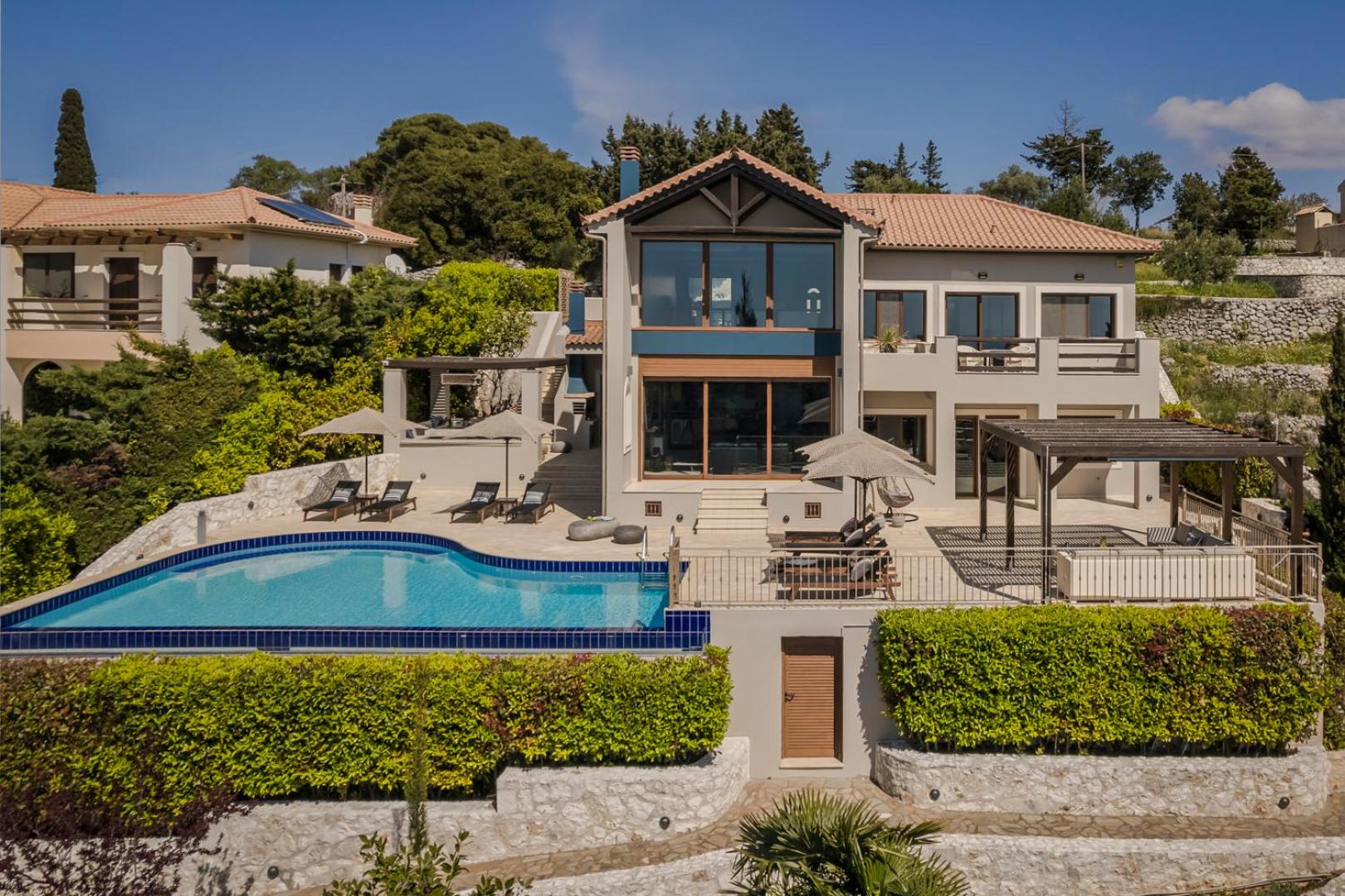 Hotel Hidden Luxury Gem Of Kefalonia ~ Villa Karmaniolos