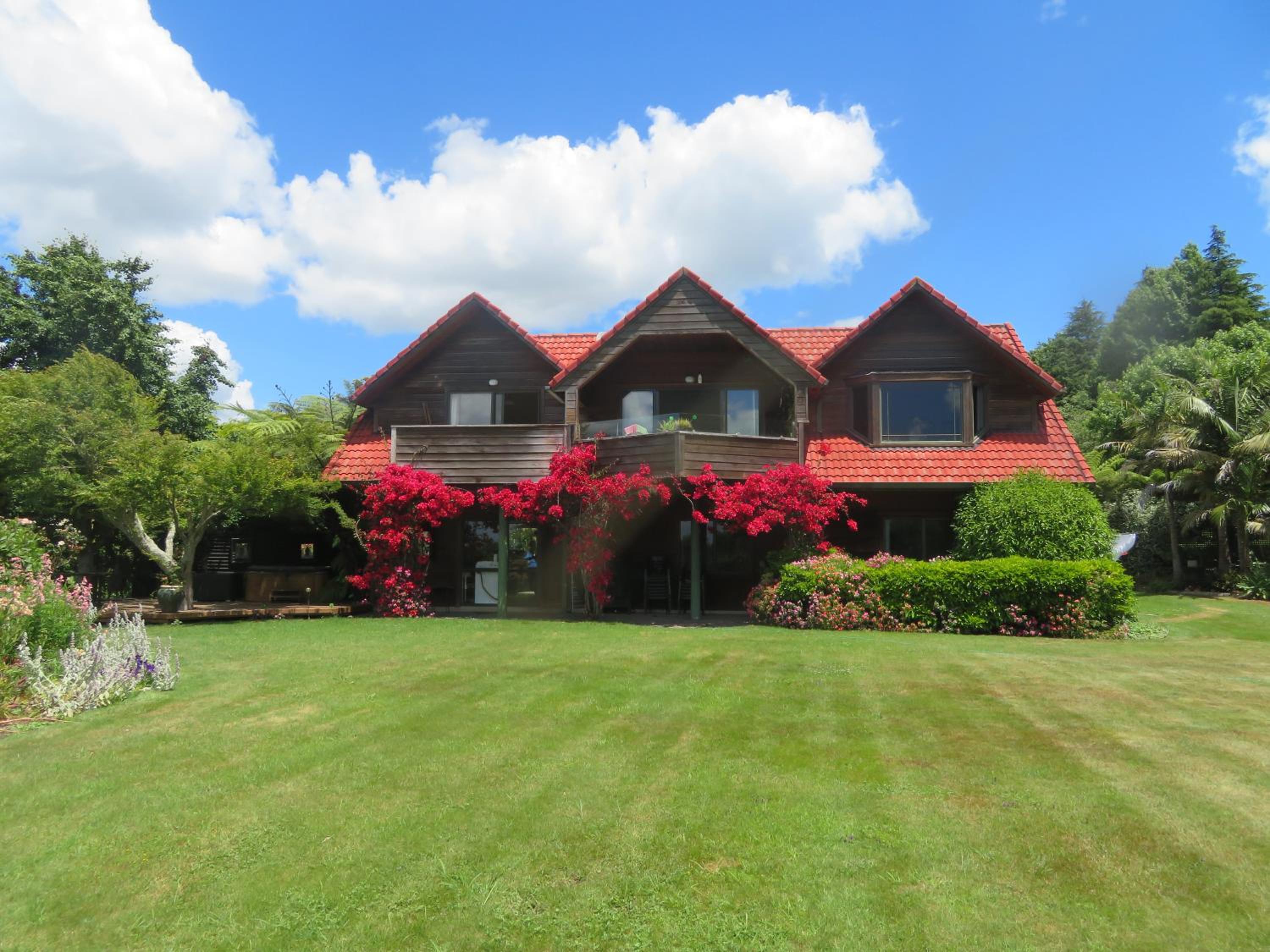 Hotel Three Gables B&B