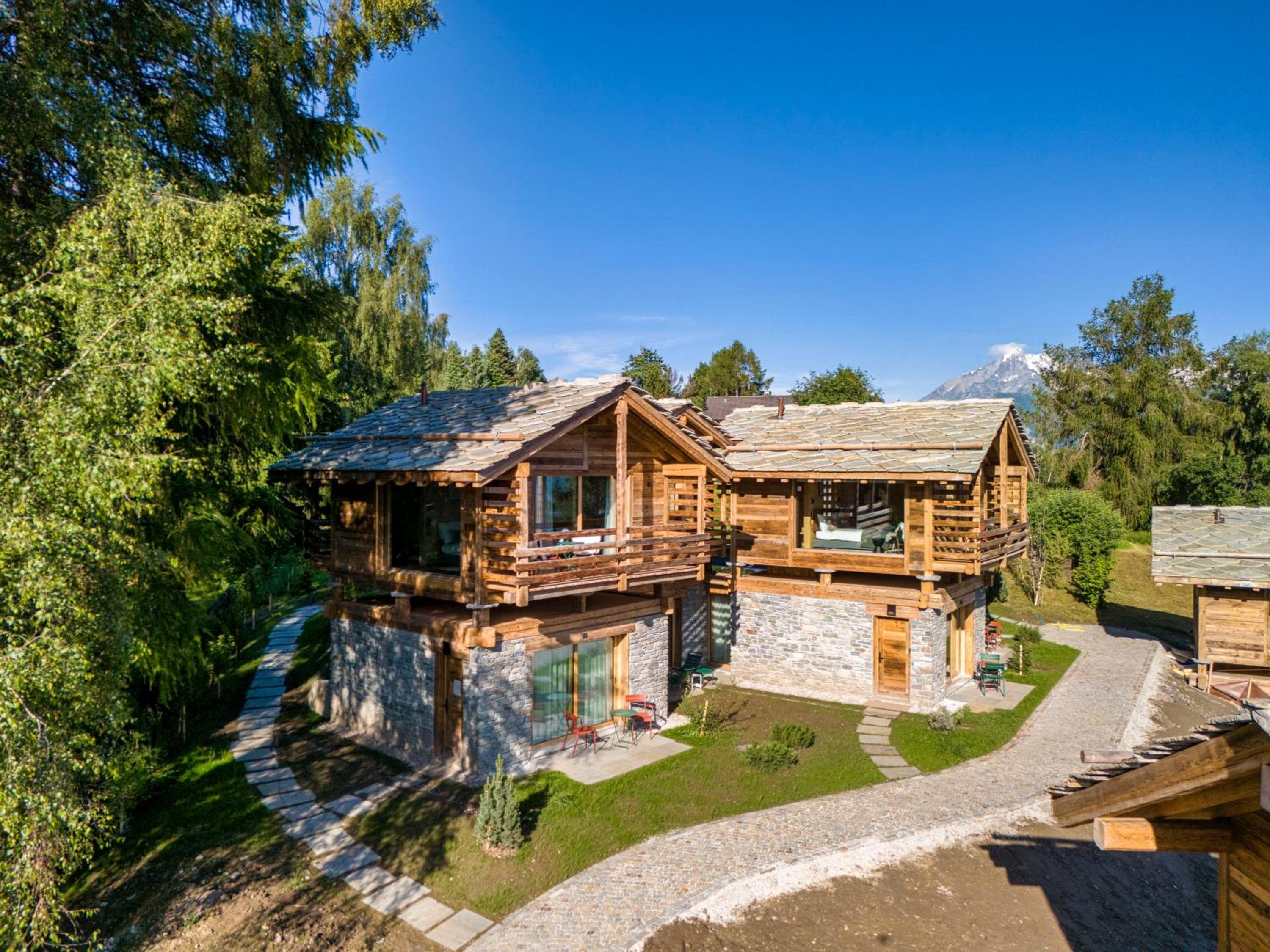 Hotel MAD Retreat Hotel