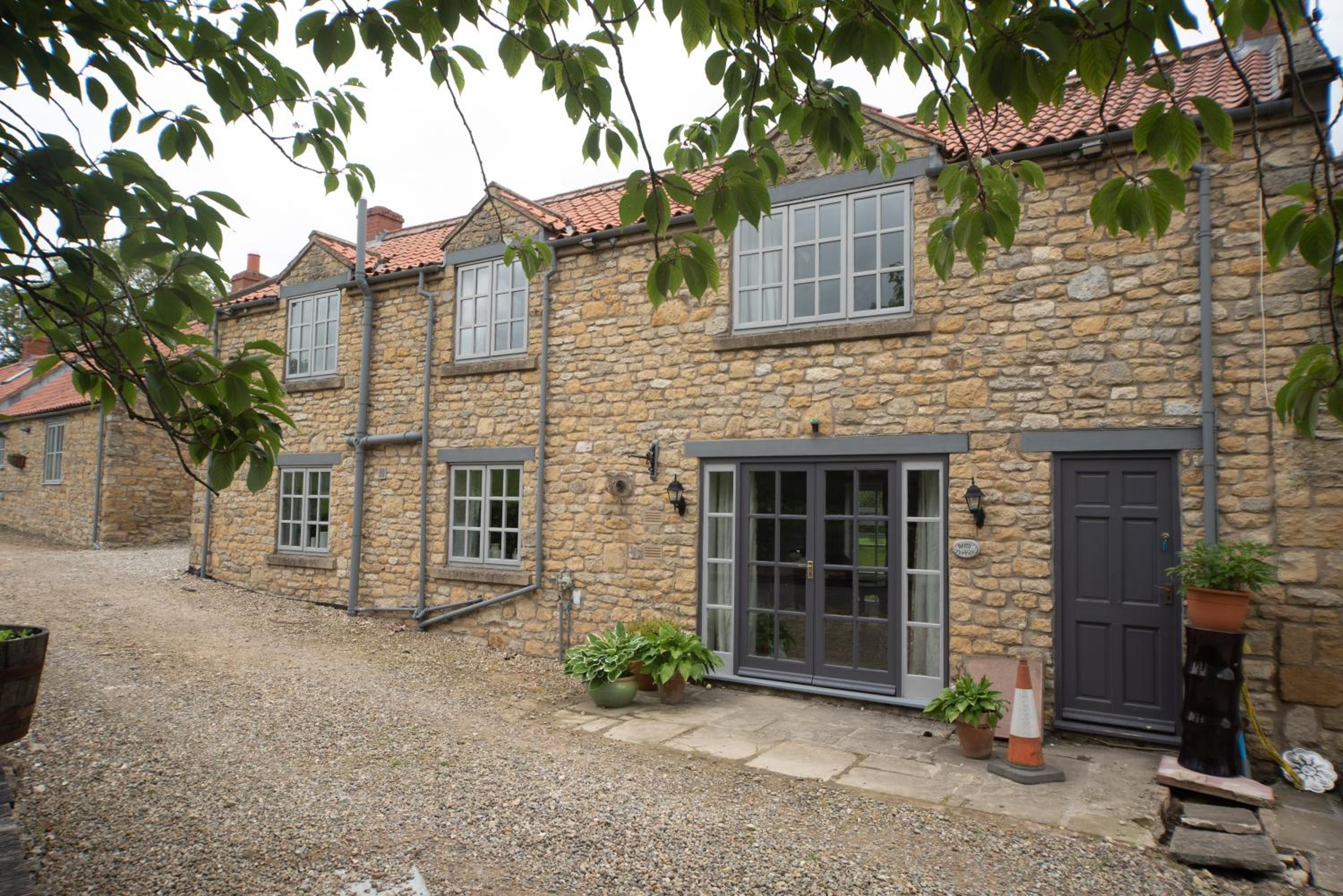 Hotel Sands Farm