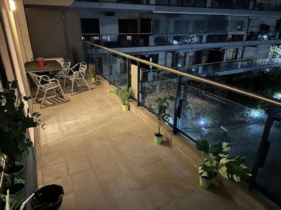 Hotel Green Apartment 214