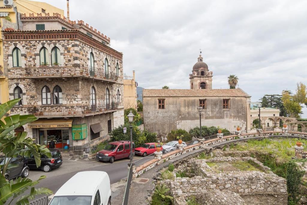 Hotel Villa Carla, A Charming Villa In The Center Of Taormina