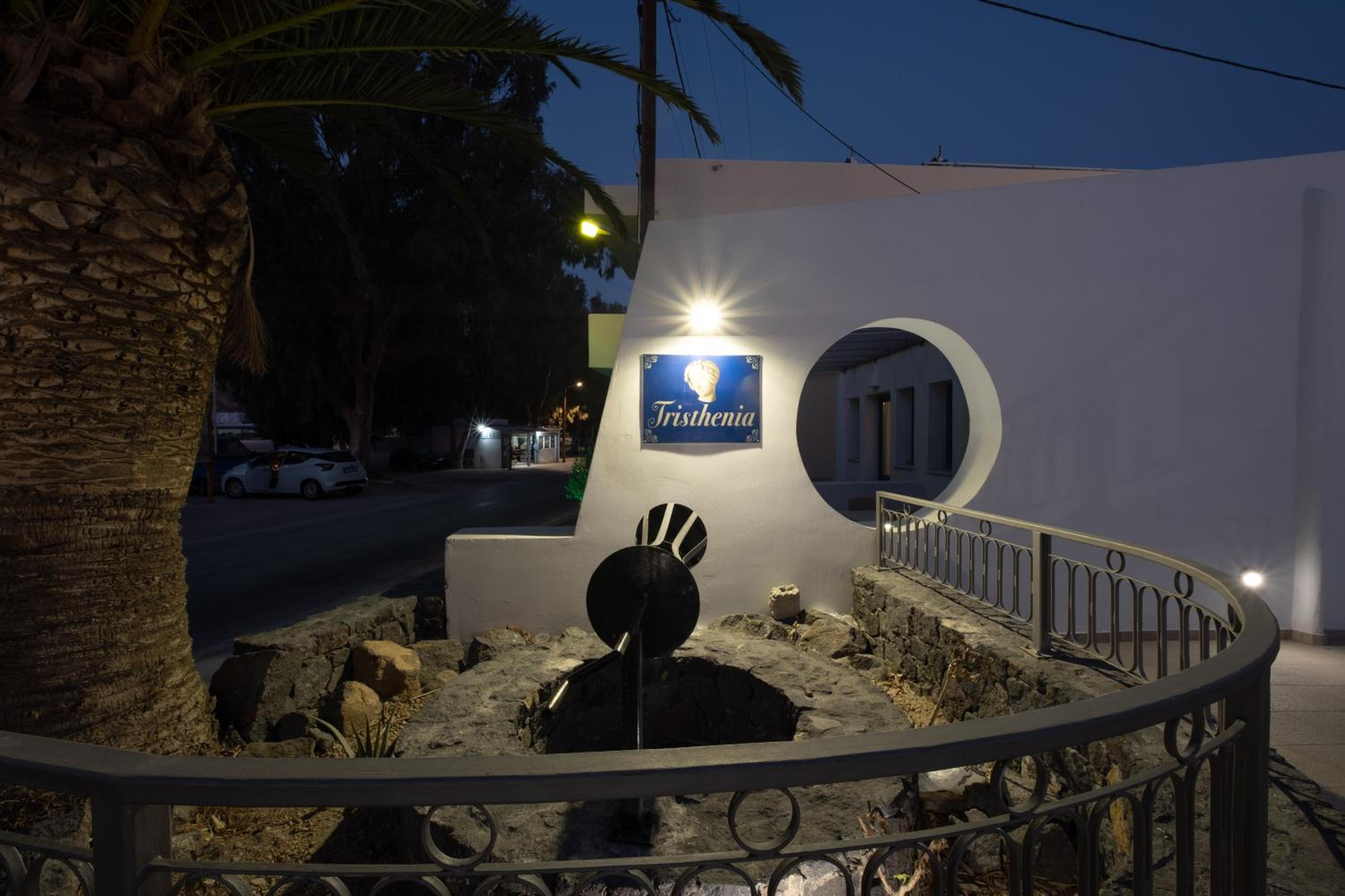 Hotel Tristhenia